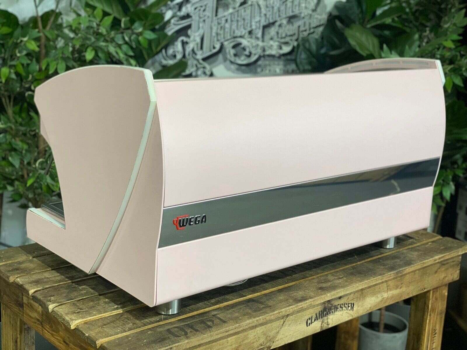 Wega Polaris Tron 3 Group Pink - Used