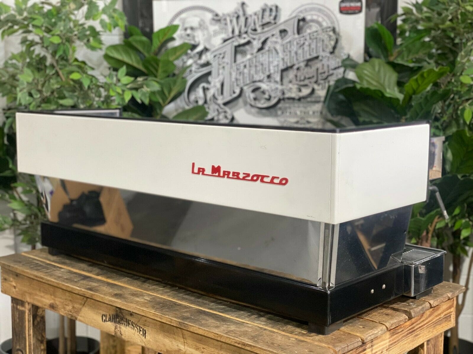 La Marzocco Linea Classic 4 Group Coffee Machine White - Used