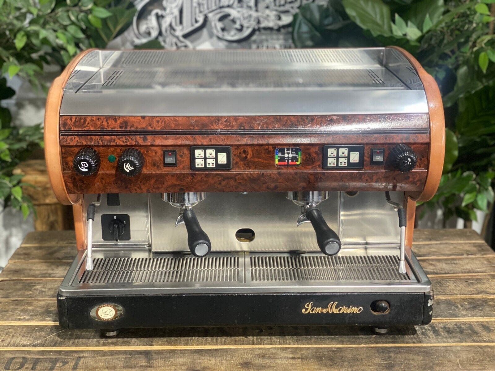 San Marino Lisa 2 Group Brier Wood - Used