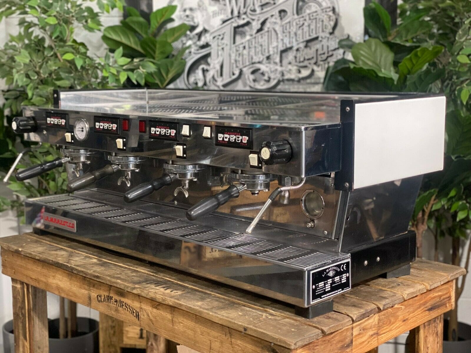 La Marzocco Linea Classic 4 Group Coffee Machine White - Used