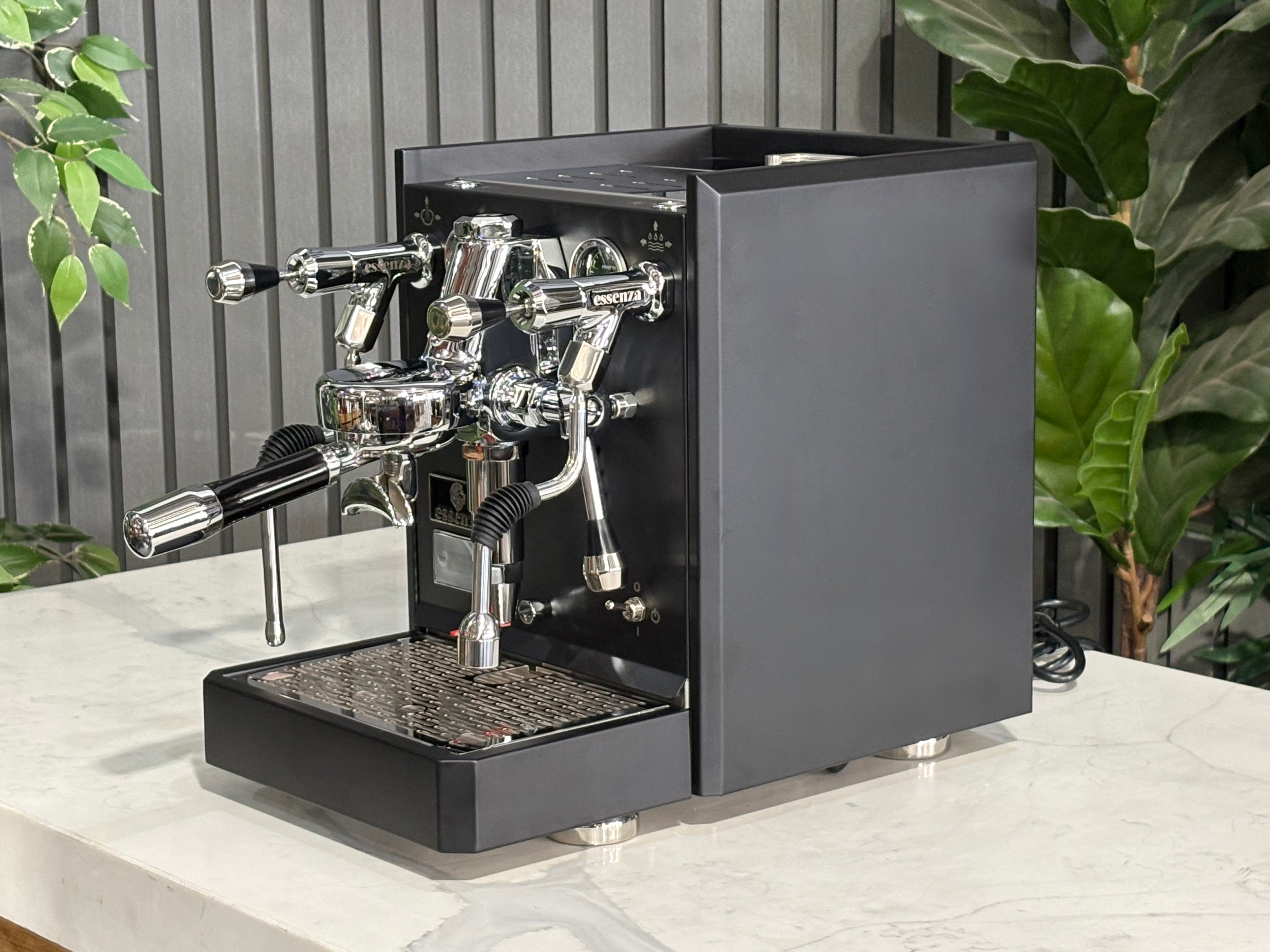 Essenza Modena 1 Group Coffee Machine Black - New