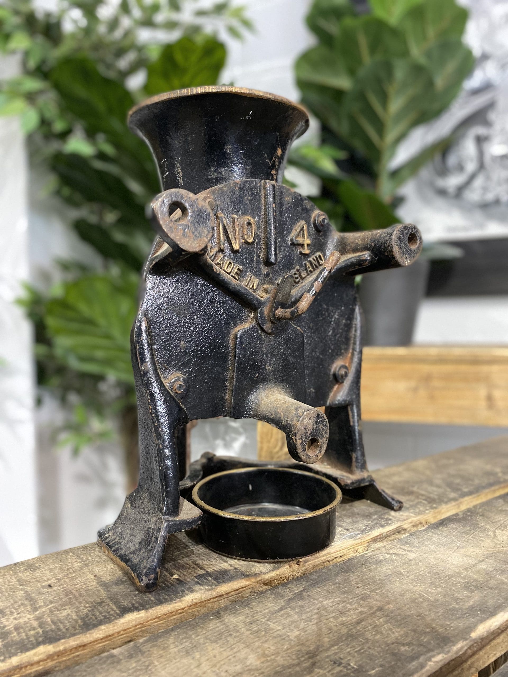 #90 1856 No. 4 Large Spong & Co Ltd Bench Mounted Hand Grinder