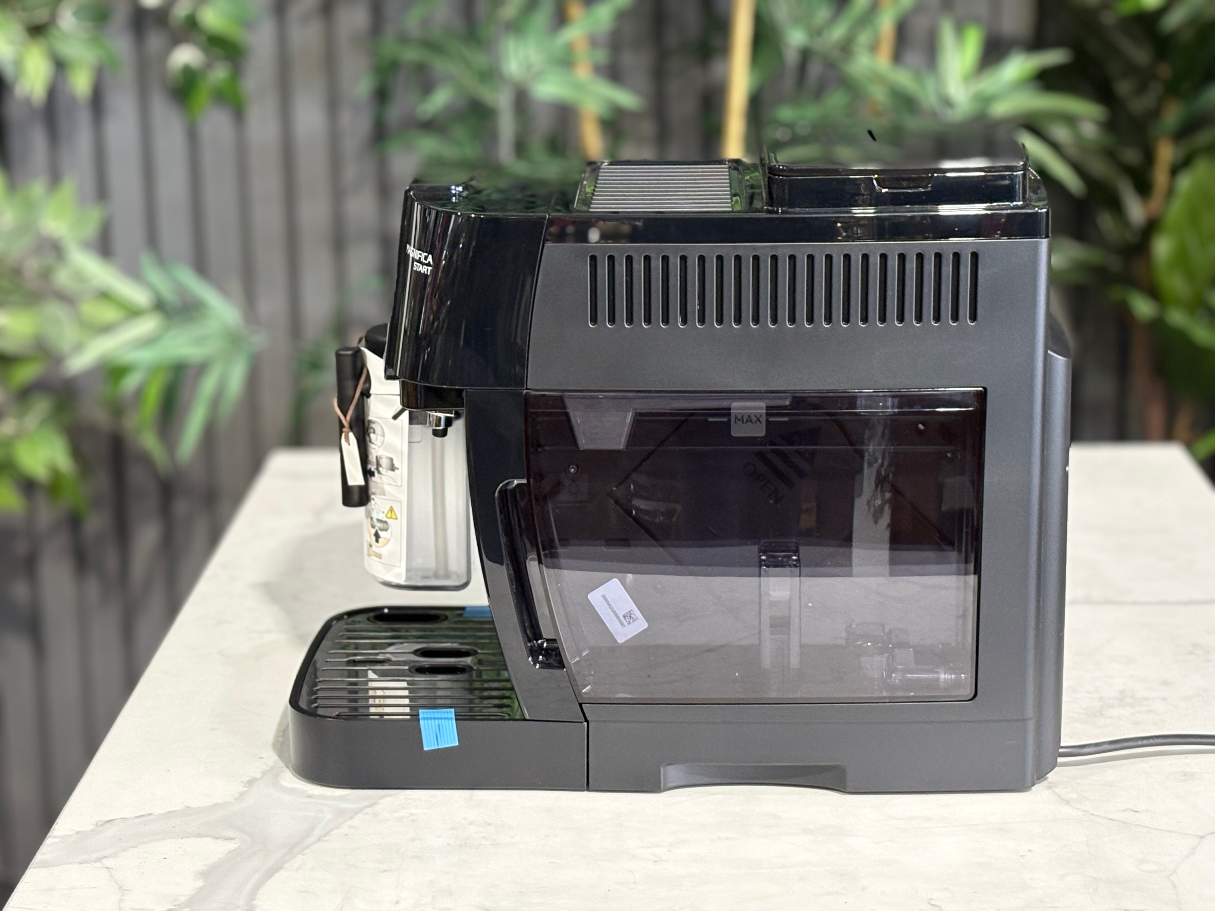 DeLonghi Magnifica Start 1 Group Coffee Machine Black - New