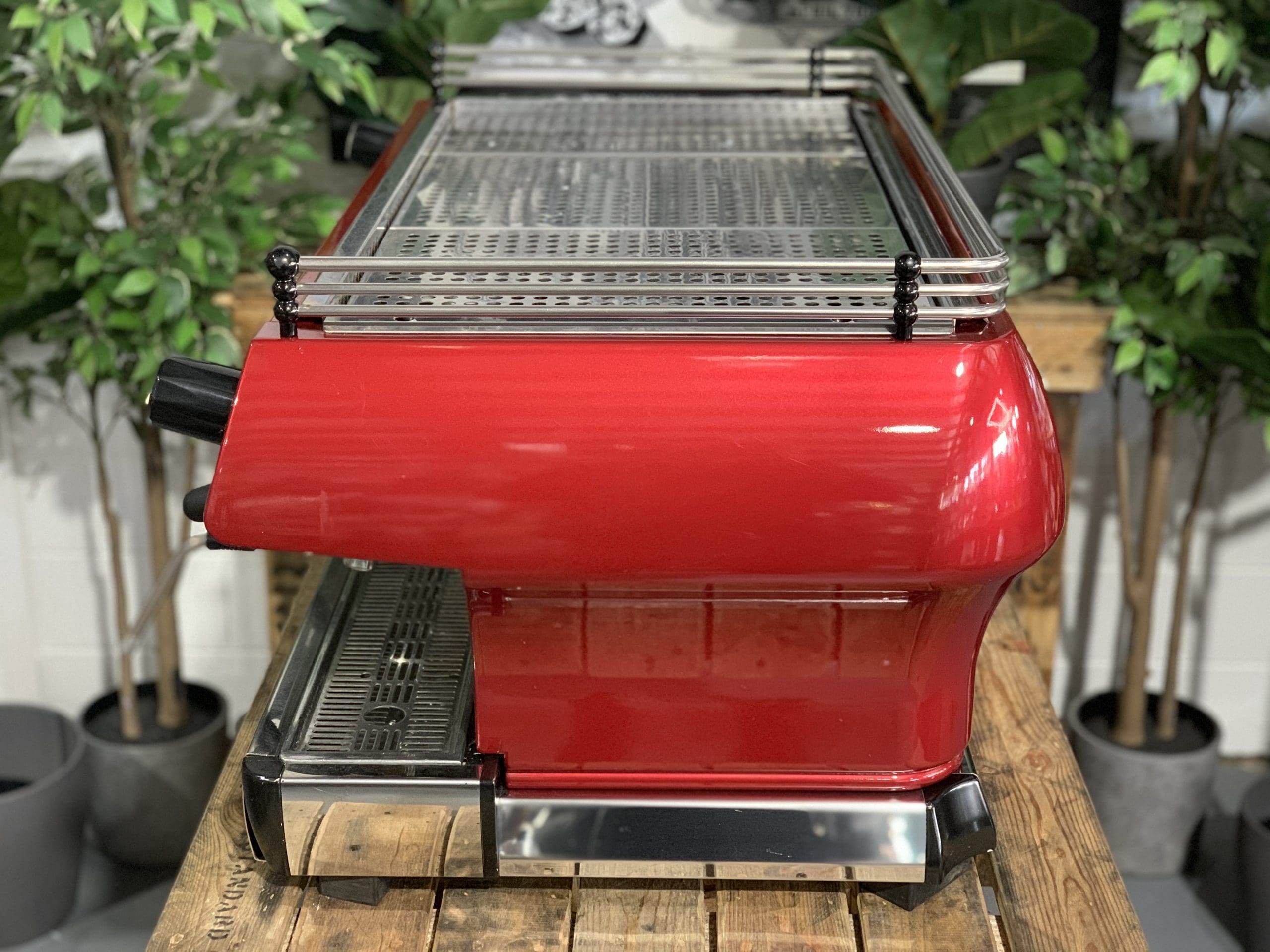 La Marzocco FB80 3 Group Red