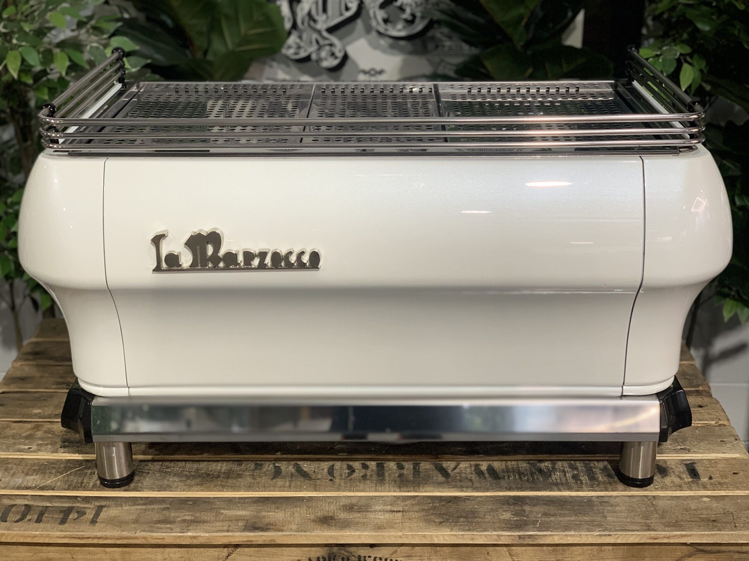 La  Marzocco FB80 3 Group Pearl White