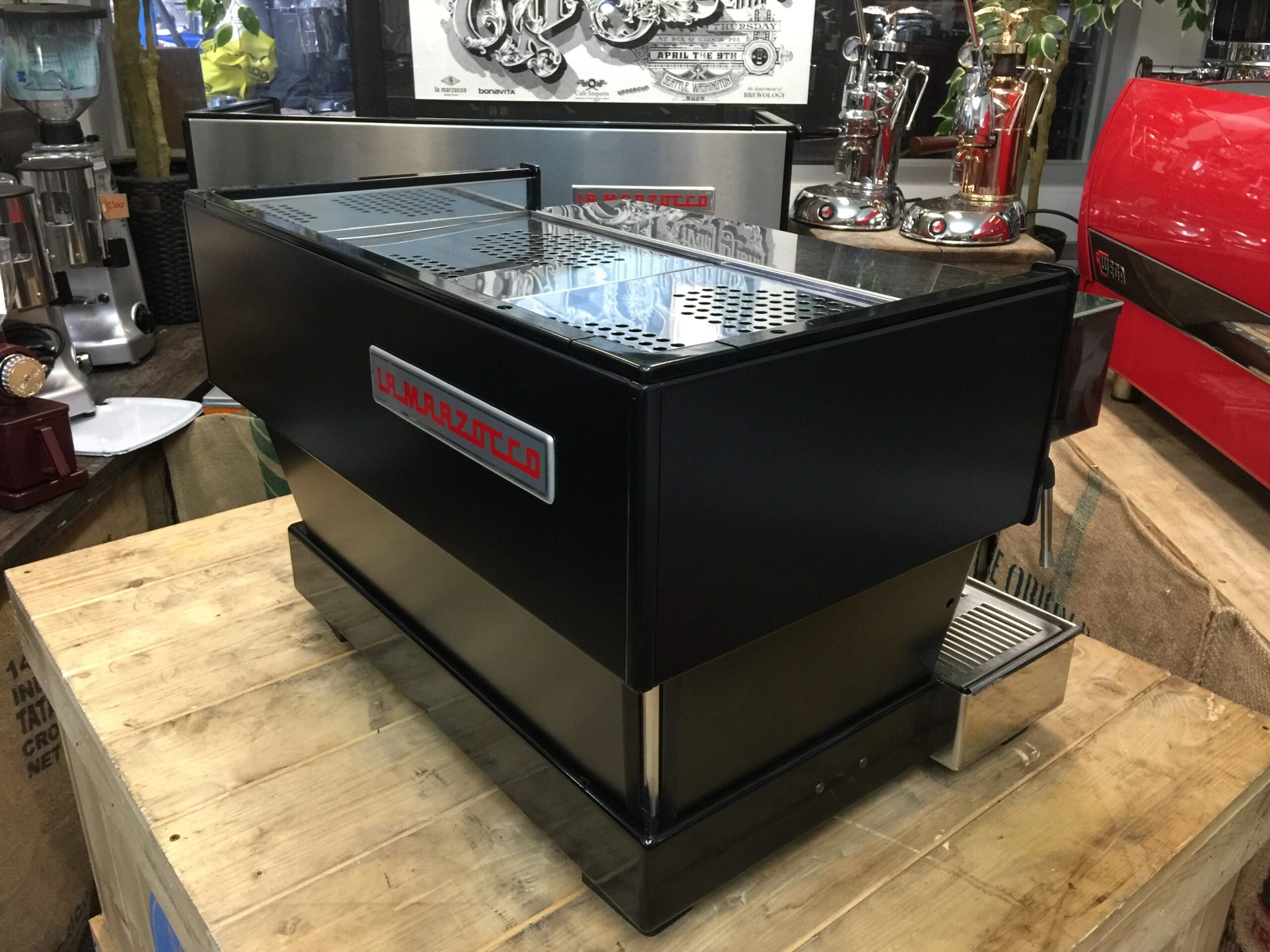 La Marzocco Linea Classic 2 Group Matte Black with Black & Bronze Handles