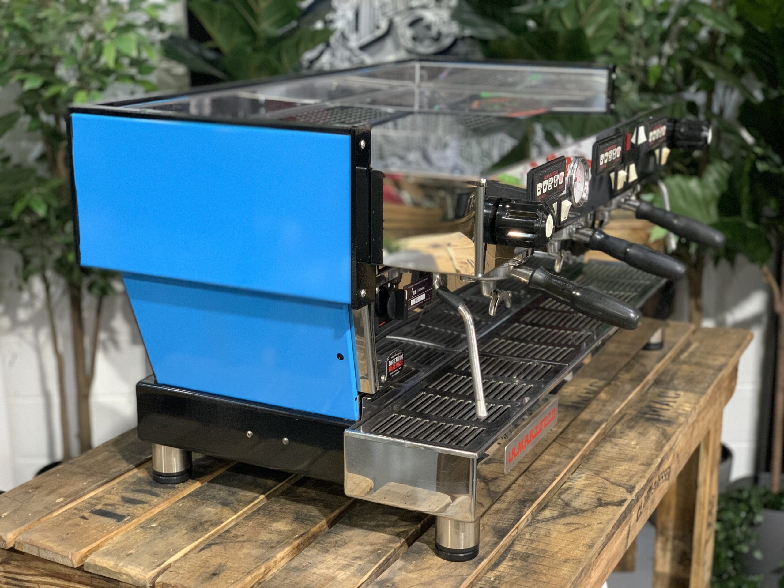 La  Marzocco Linea Classic 3 Group Bright Blue