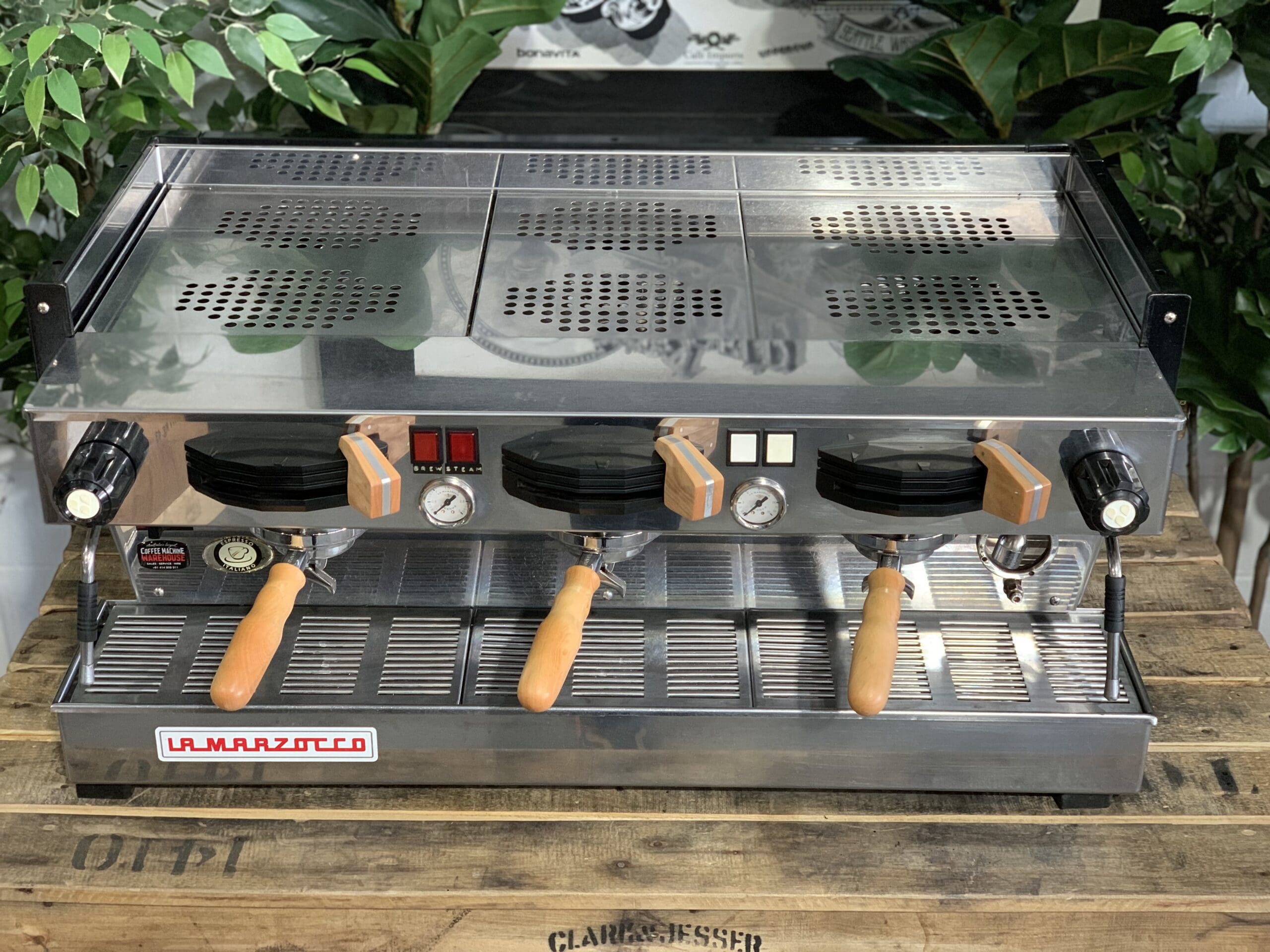 La Marzocco Linea Classic Huon Pine Timber MP 3 Group Stainless Steel