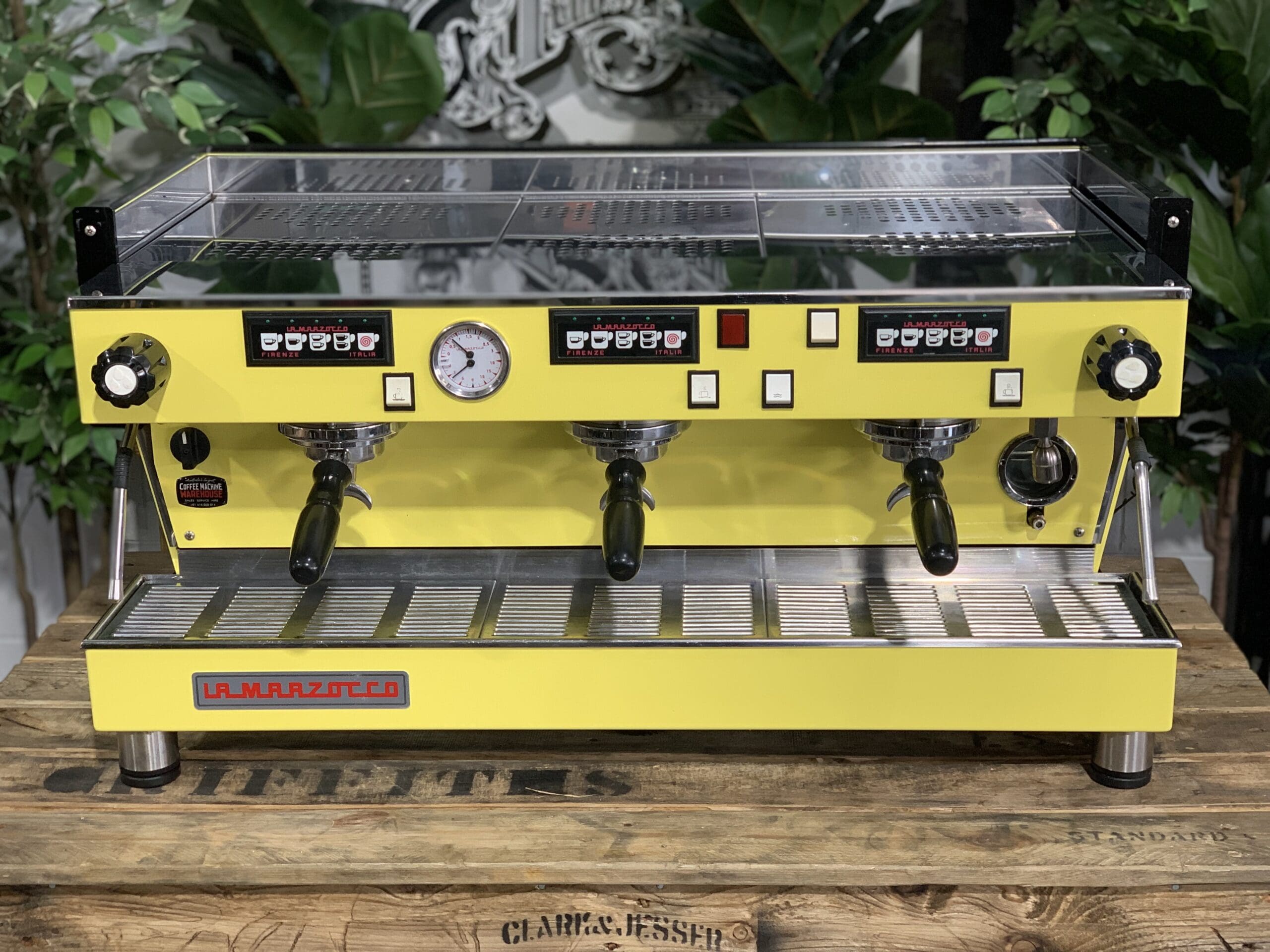 La Marzocco Linea Classic 3 Group Lego Yellow