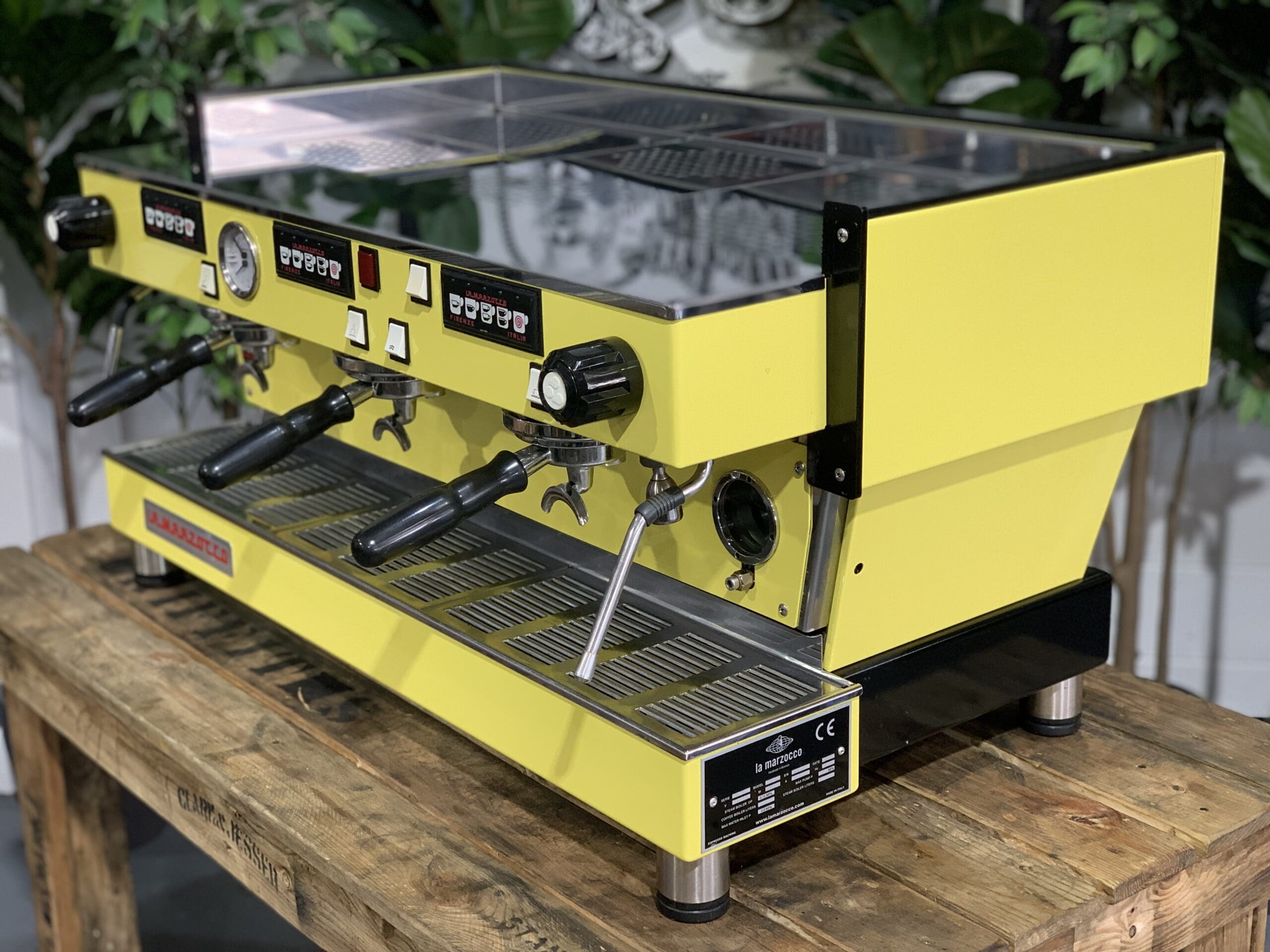 La Marzocco Linea Classic 3 Group Lego Yellow