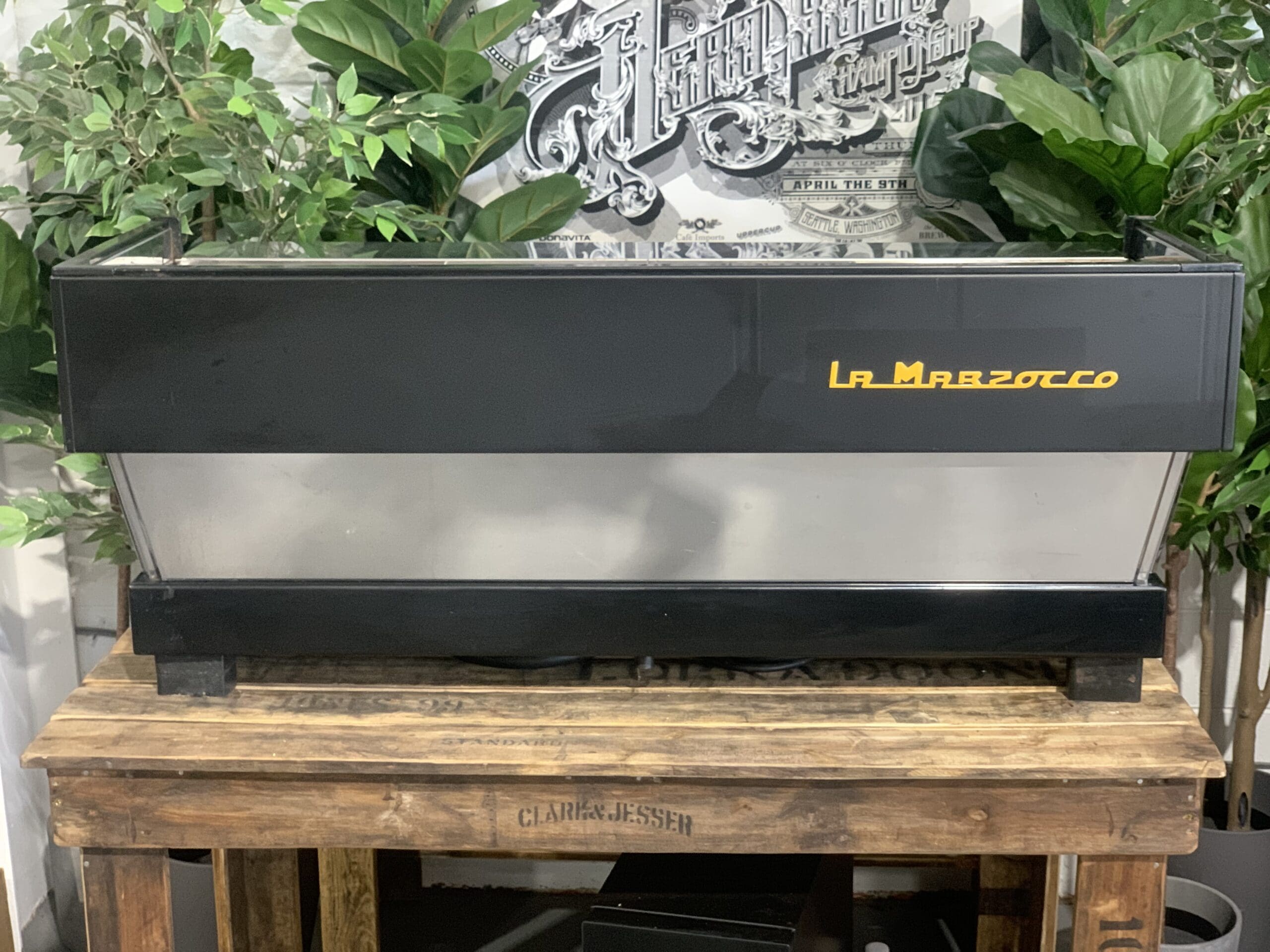 La  Marzocco Linea Classic 4 Group Black &amp; Stainless Steel