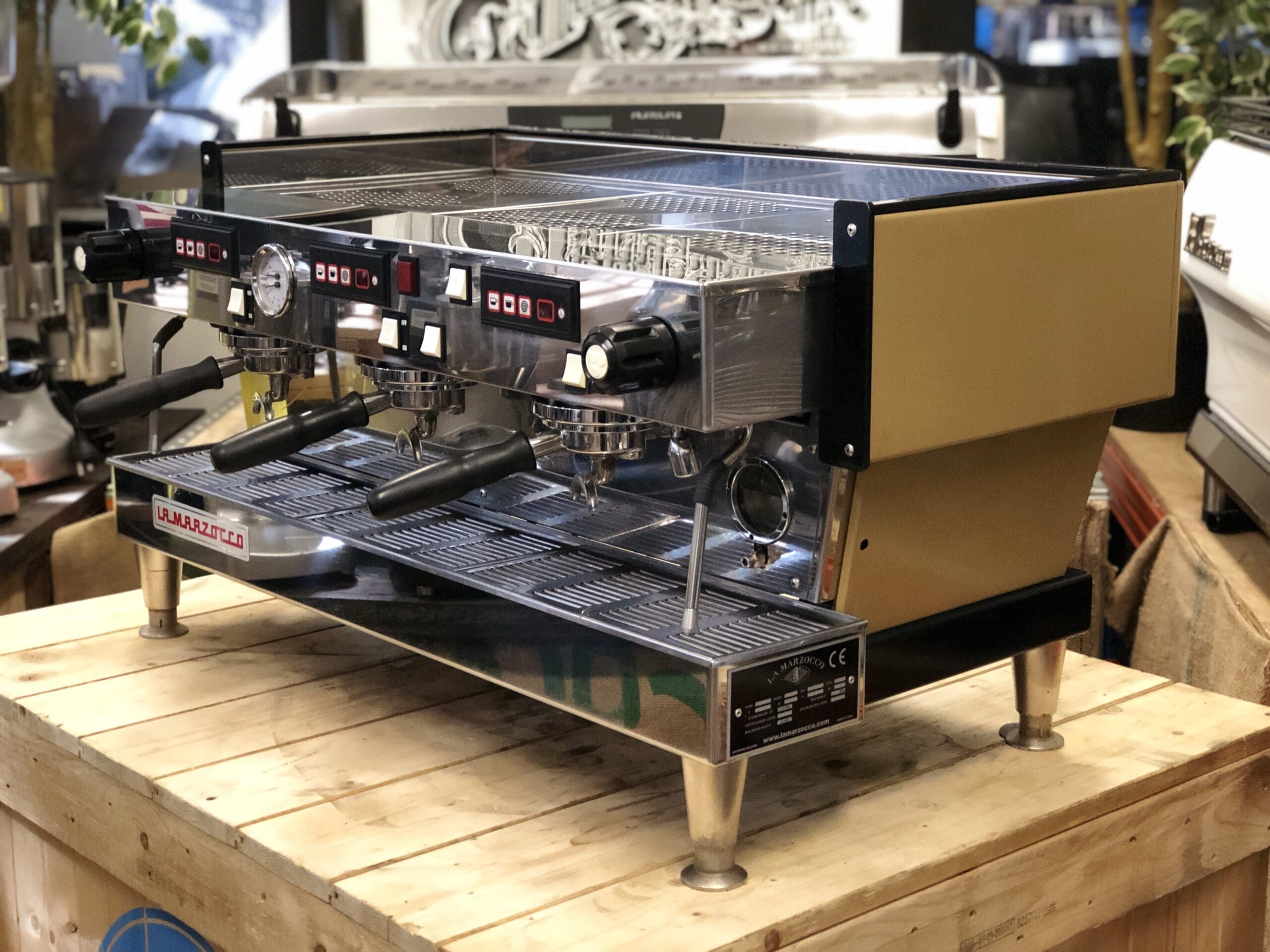 La  Marzocco Linea Classic 3 Group Golden Brown