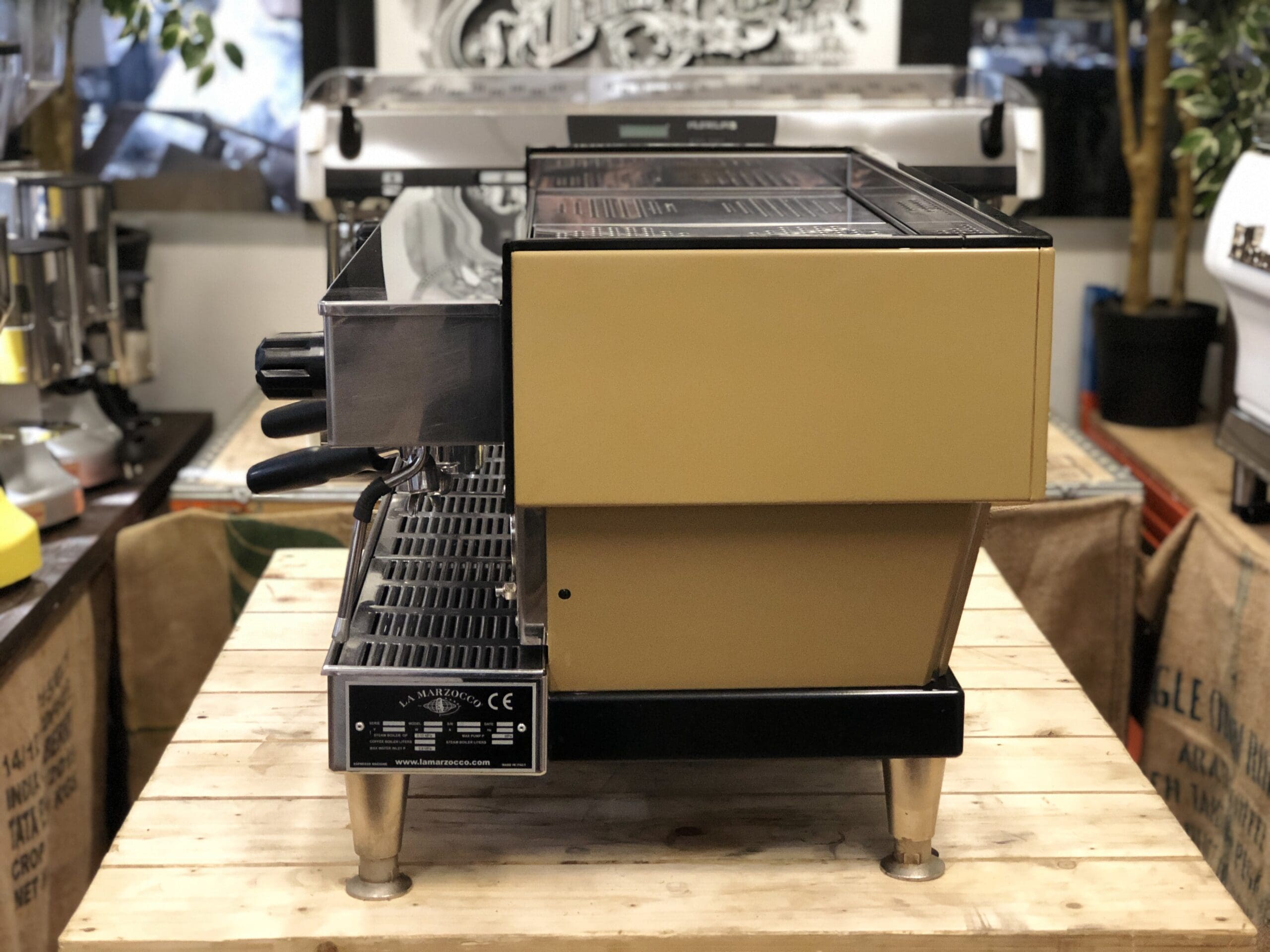 La  Marzocco Linea Classic 3 Group Golden Brown