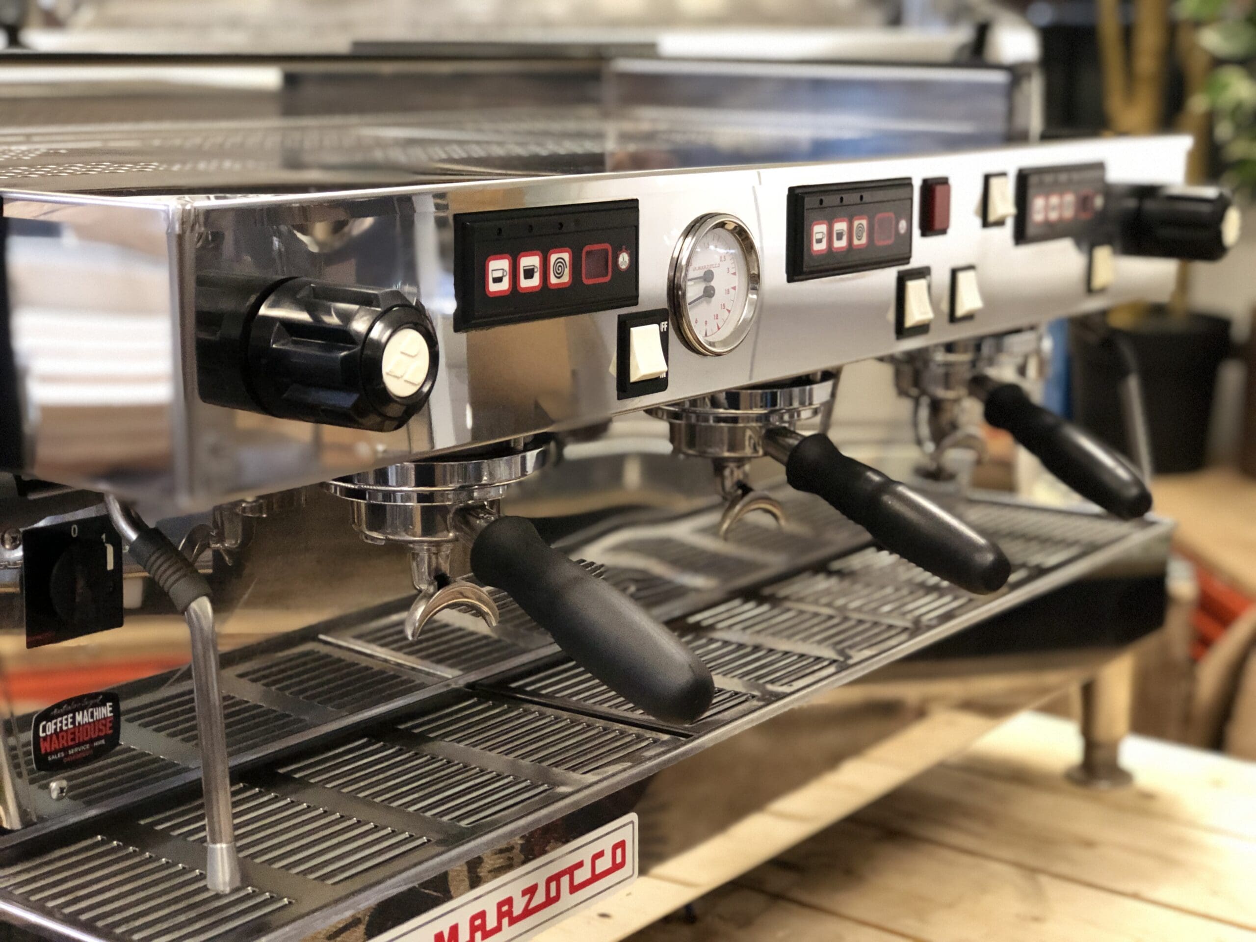 La  Marzocco Linea Classic 3 Group Golden Brown