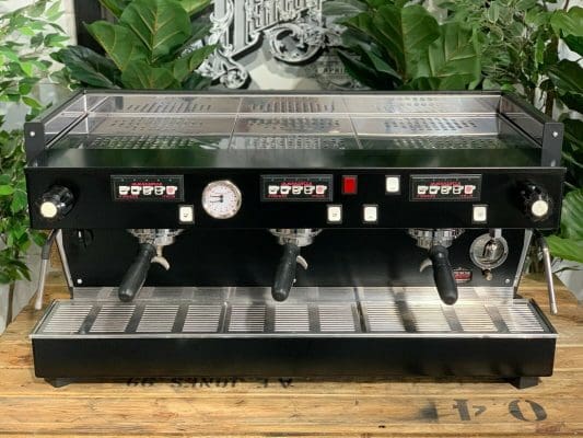 La Marzocco Linea Classic 3 Group Black on Black