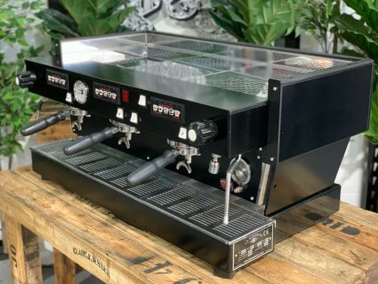 La Marzocco Linea Classic 3 Group Black on Black