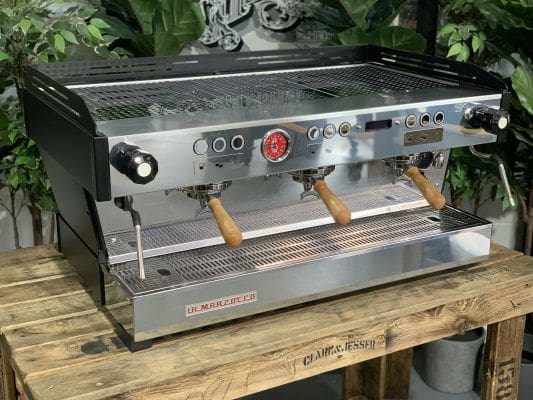 La Marzocco Linea PB 3 Group Black with Timber Handles