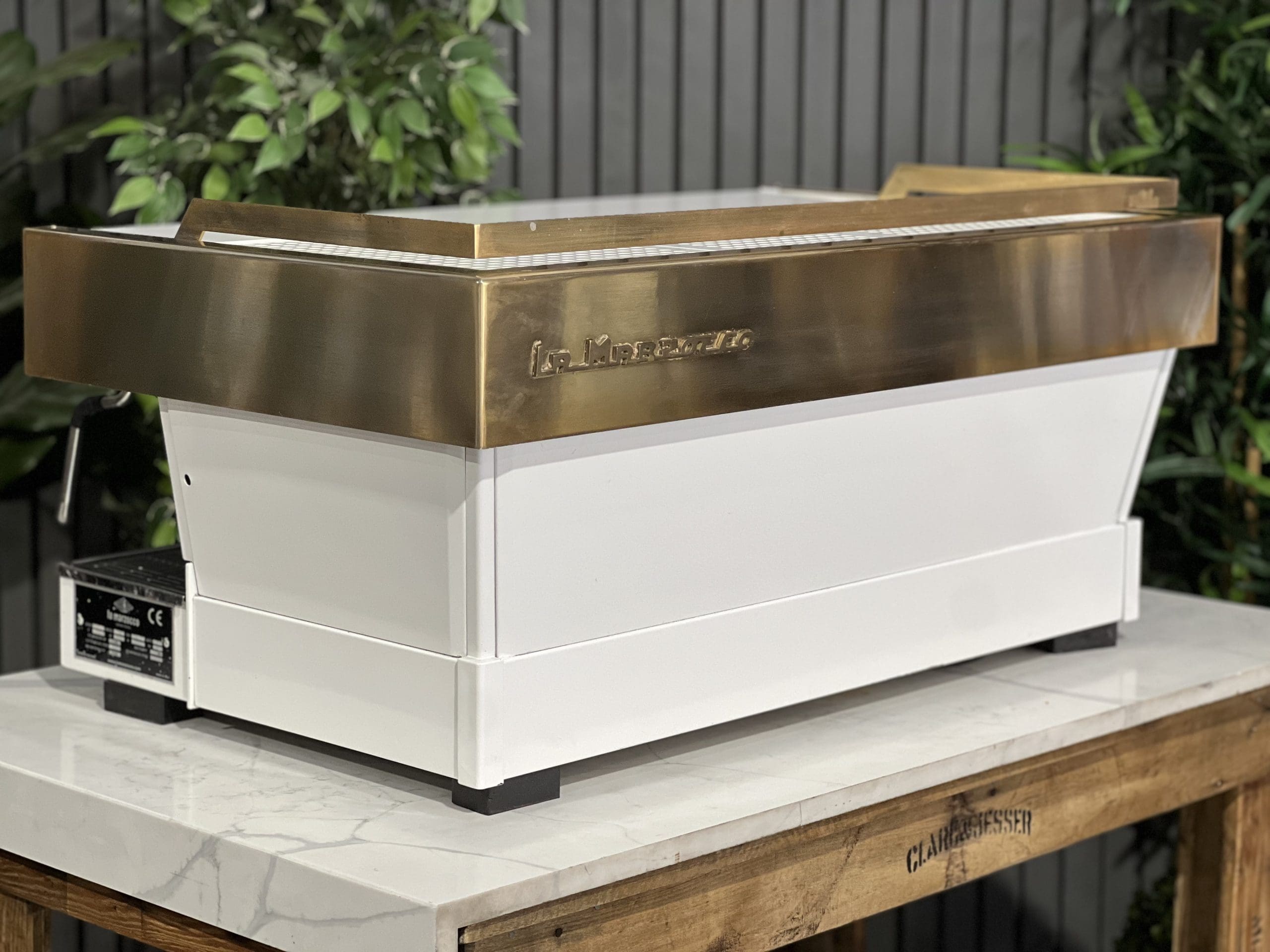 La Marzocco Linea PB 3 Group White & Gold