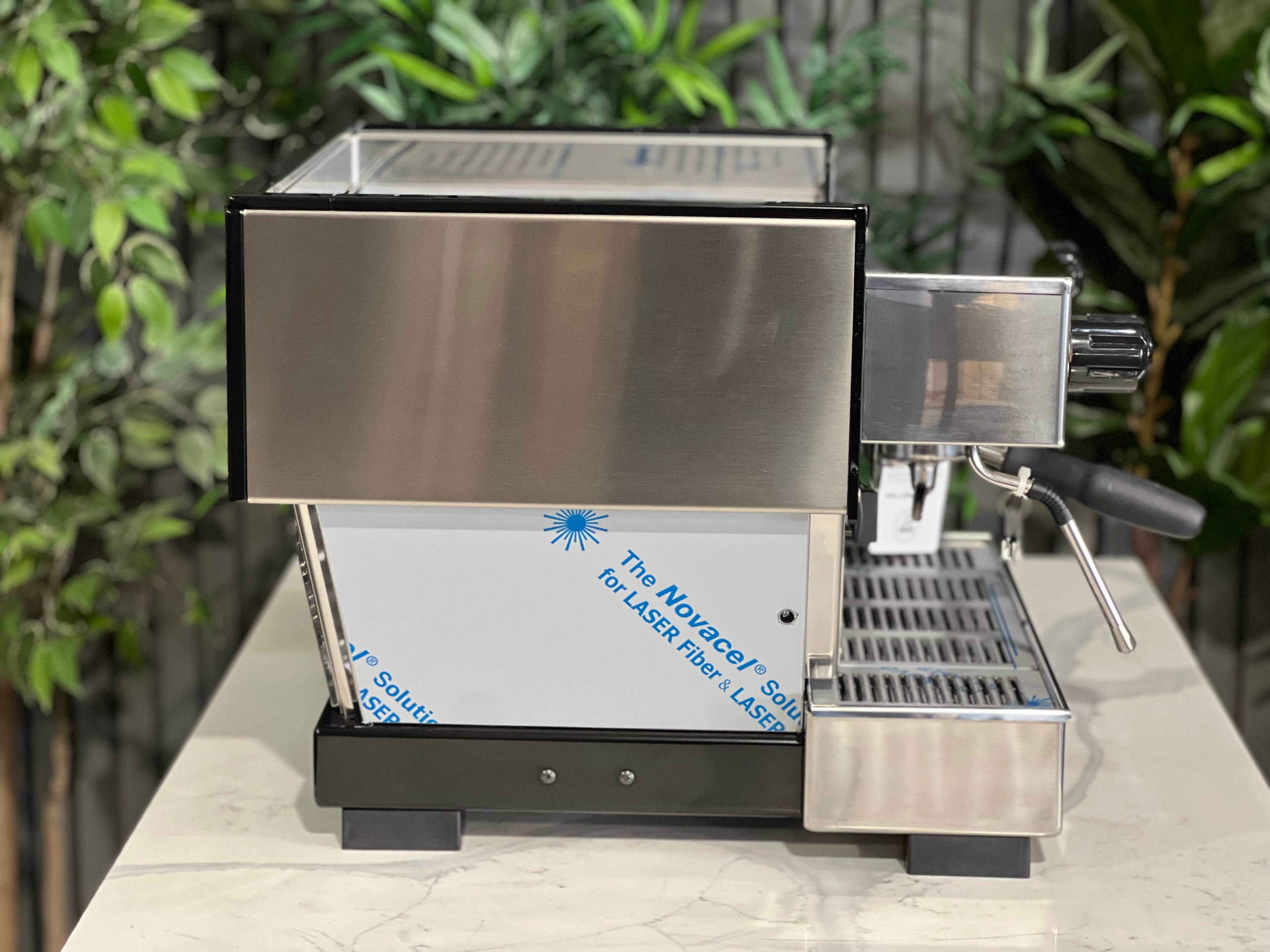 La Marzocco Linea Classic AV Full Size 1 Group Espresso Coffee Machine Stainless Brand New