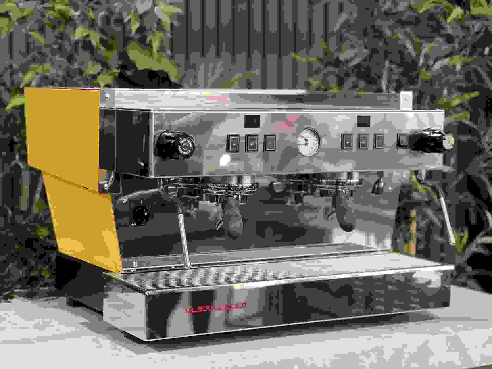 La Marzocco Linea Classic S AV 2 Group Yellow