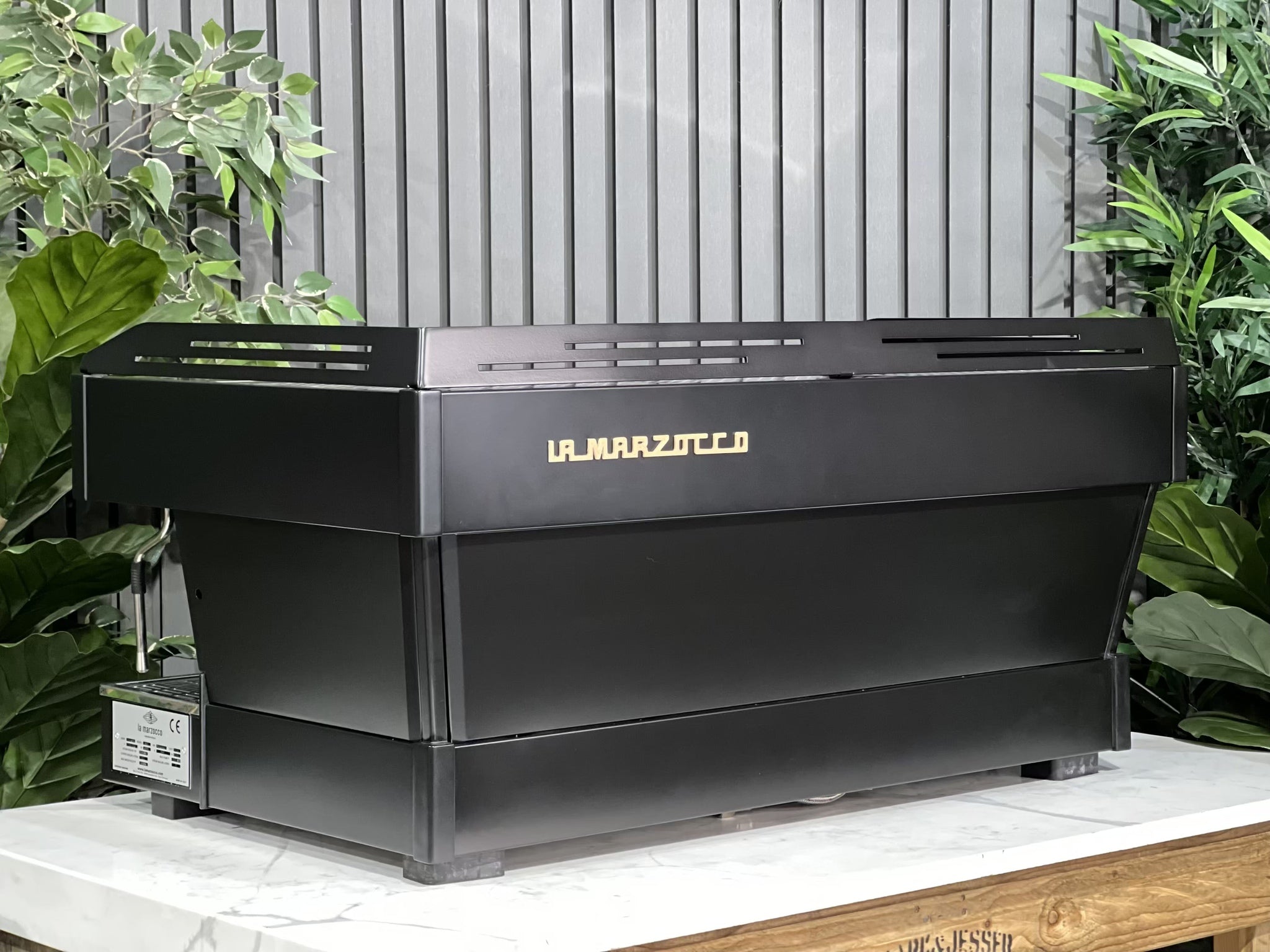 La Marzocco Linea PB 3 Group Black with Gold Pesado & Gold Logo