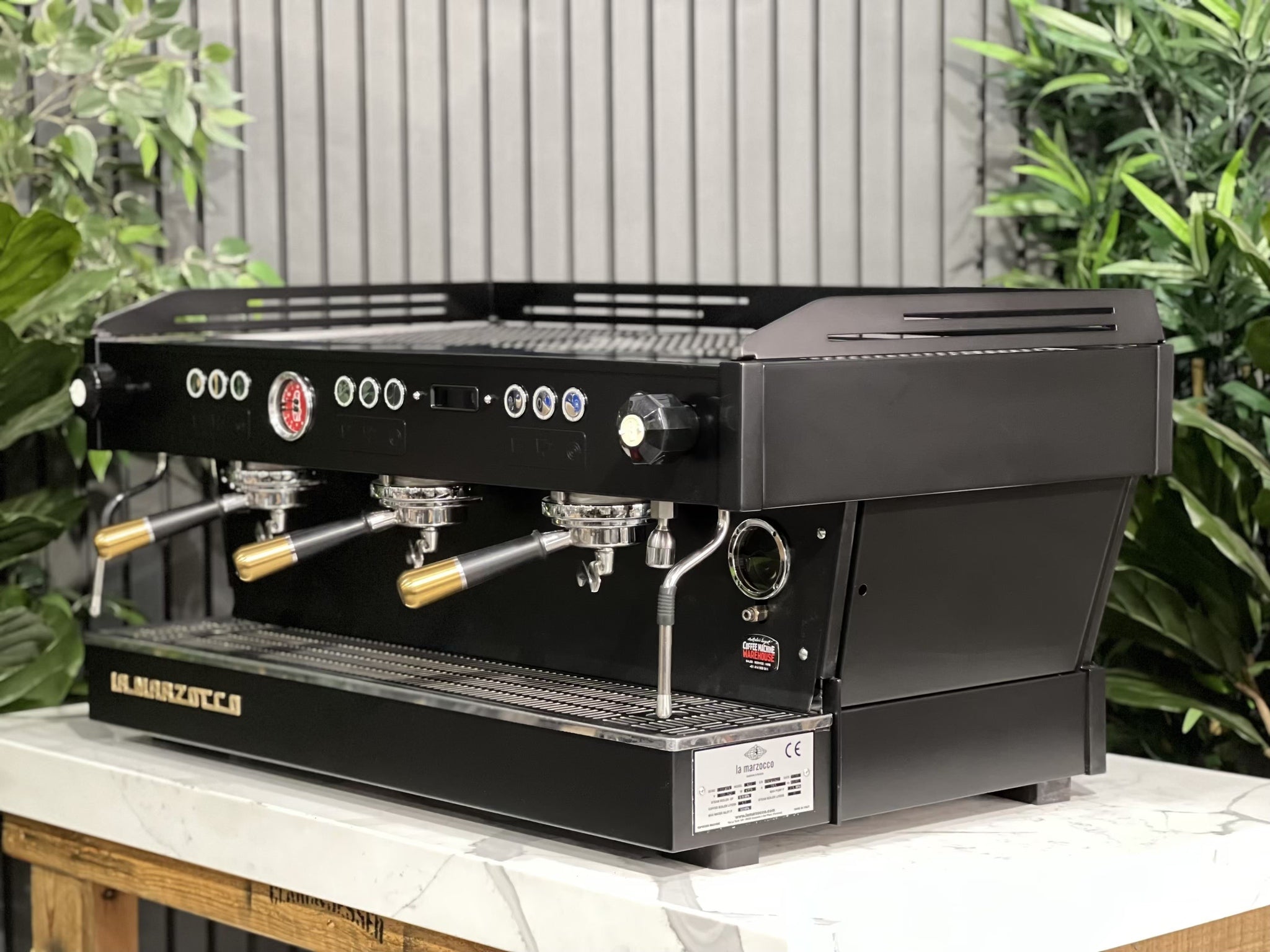 La Marzocco Linea PB 3 Group Black with Gold Pesado & Gold Logo