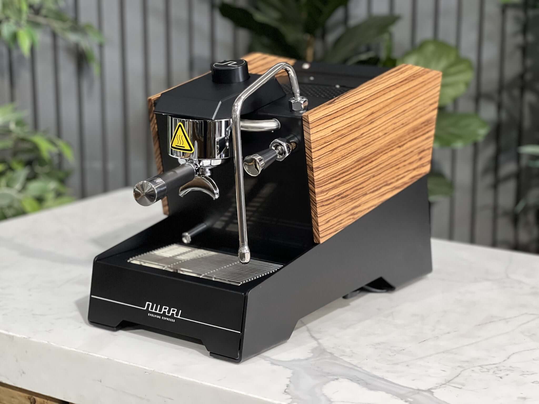 Nurri Type R 1 Group Espresso Coffee Machine Brand New Black & Zebrano