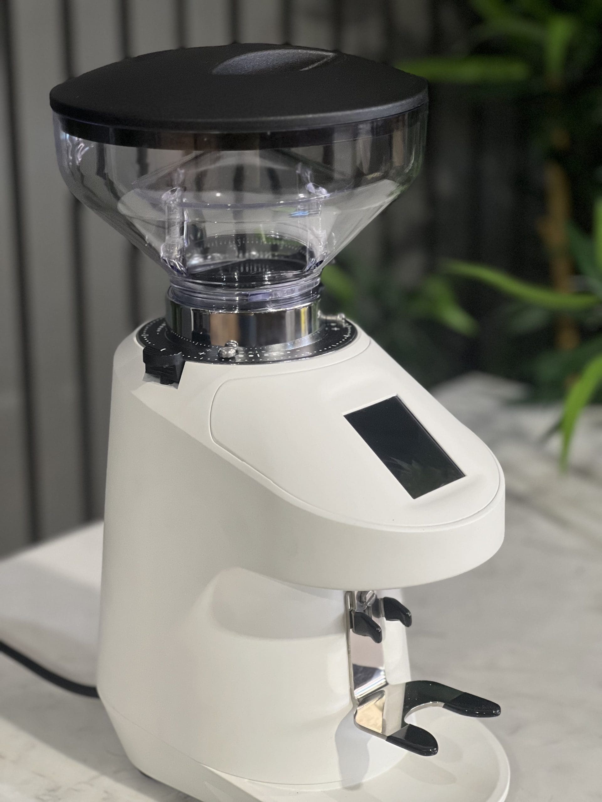 Quamar-Nemo-Q-White-NEW-Espresso-Coffee-Machine-Warehouse-1858-Princes-Highway-clayton-VIC-3168