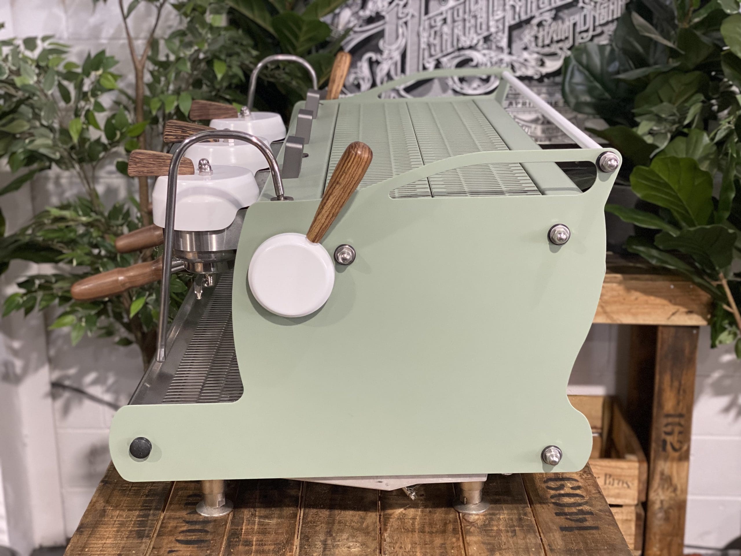 Synesso-Cyncra-3-Group-Green-Timber-White-Espresso-Coffee-Machine-1858-Princes-Highway-Clayton-VIC-3168-Coffee-Machine-WarehouseI