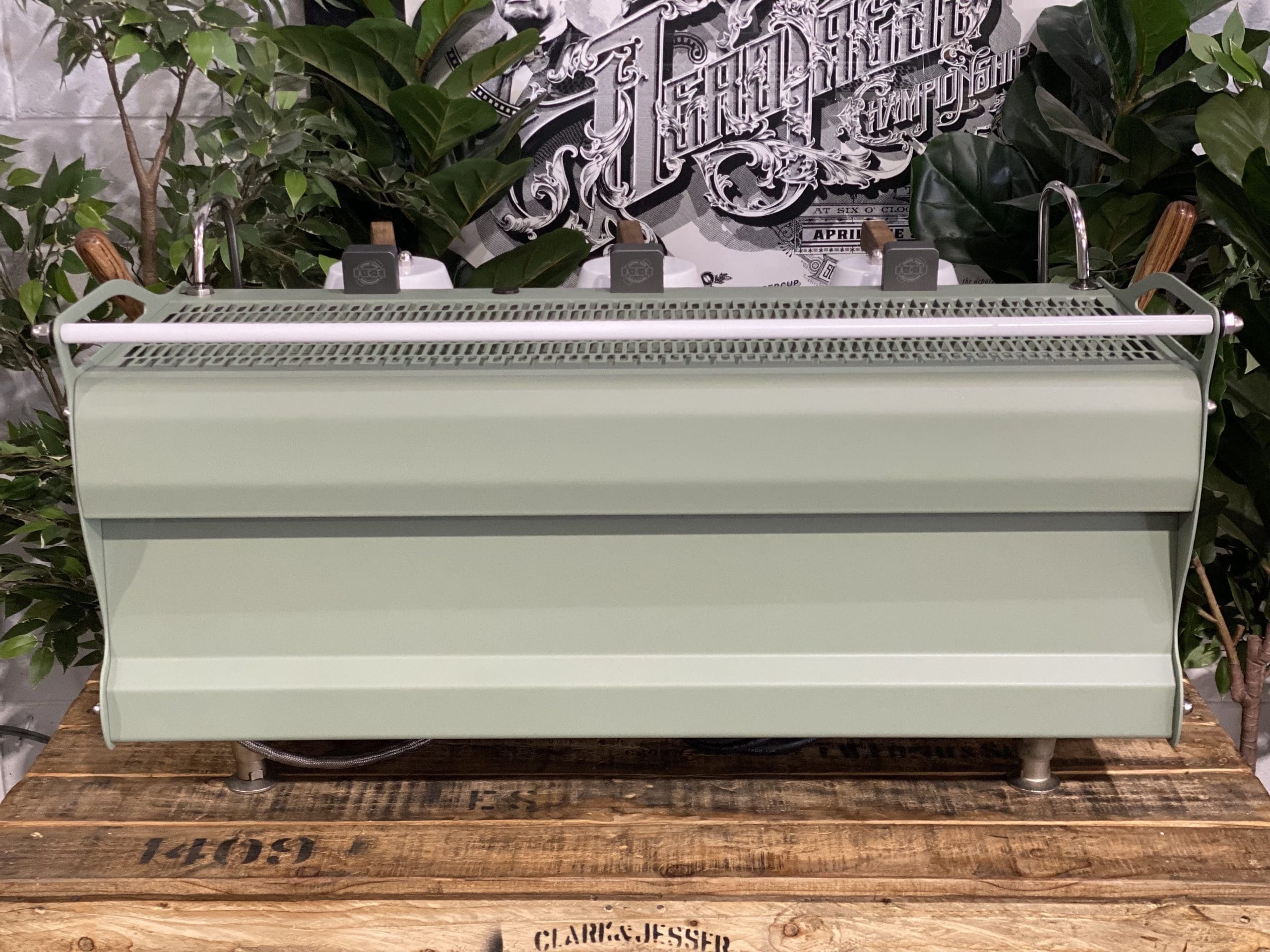 Synesso-Cyncra-3-Group-Green-Timber-White-Espresso-Coffee-Machine-1858-Princes-Highway-Clayton-VIC-3168-Coffee-Machine-WarehouseI