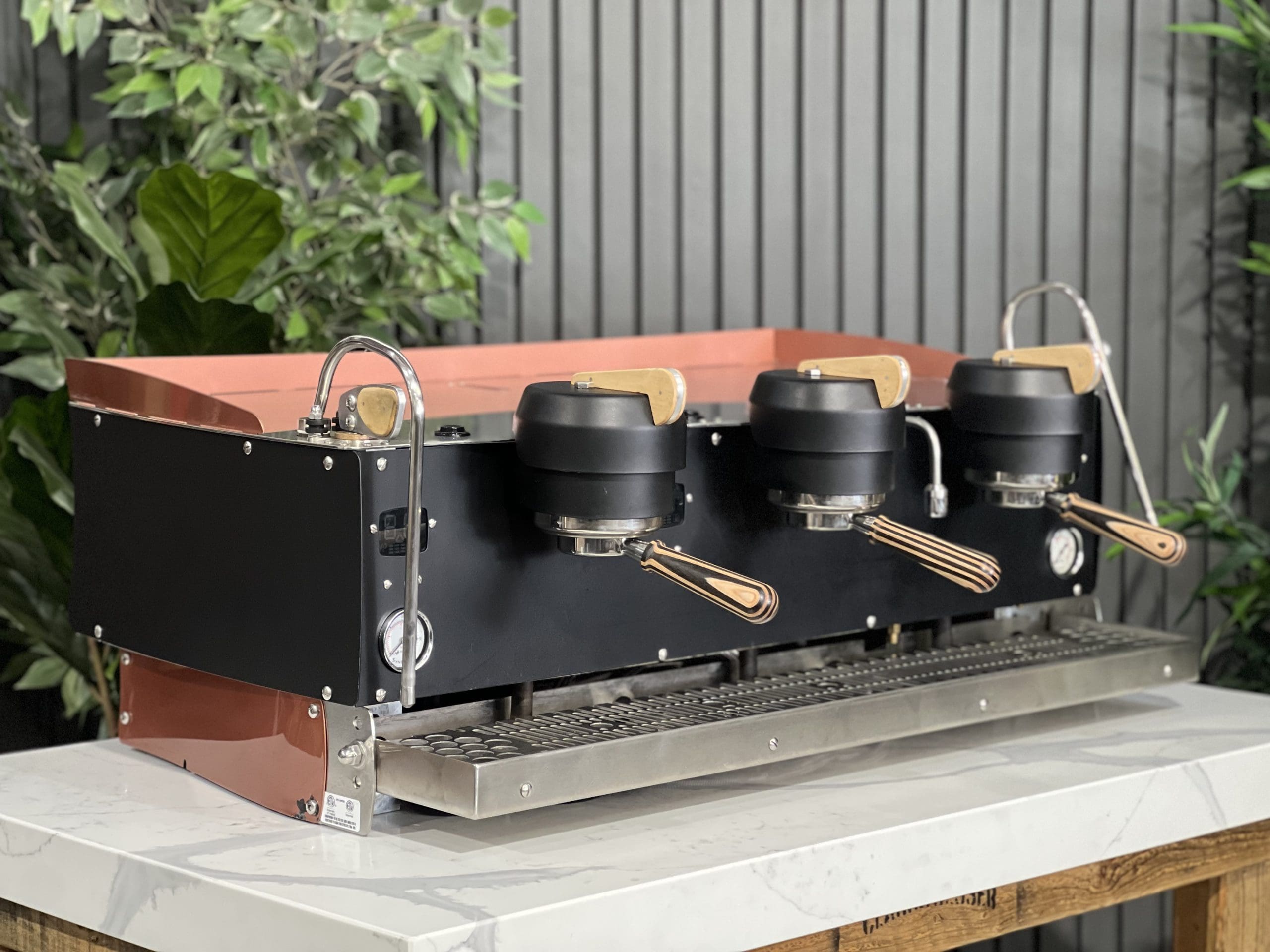 Synesso S300 Timber Accents 3 Group Black & Copper