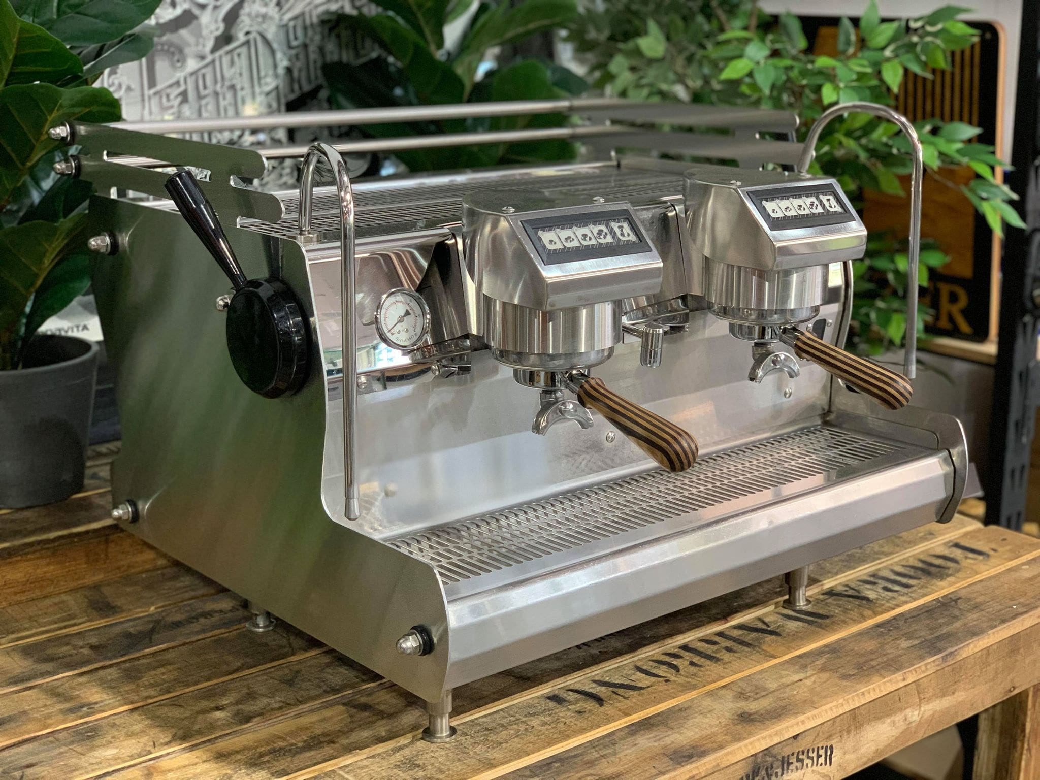 Synesso Sabre 2 Group Stainless Steel with Timber