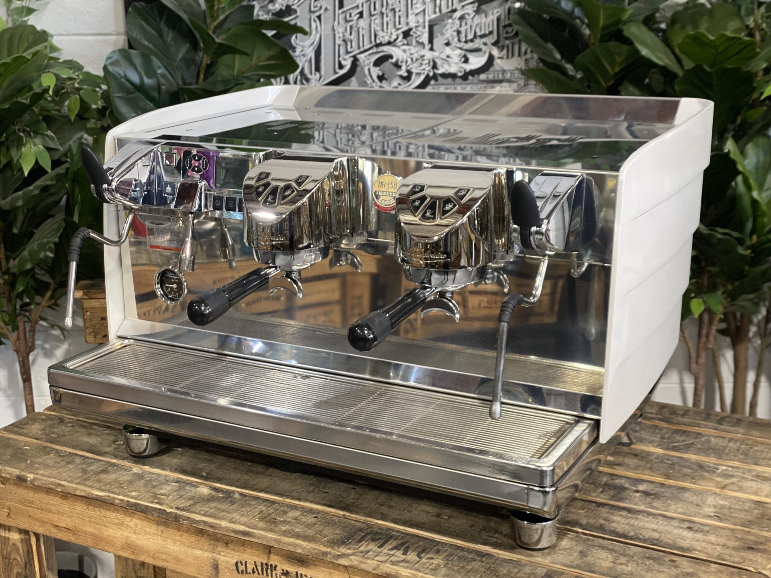 Victoria Arduino White Eagle 2 Group White & Stainless Espresso Coffee Machine