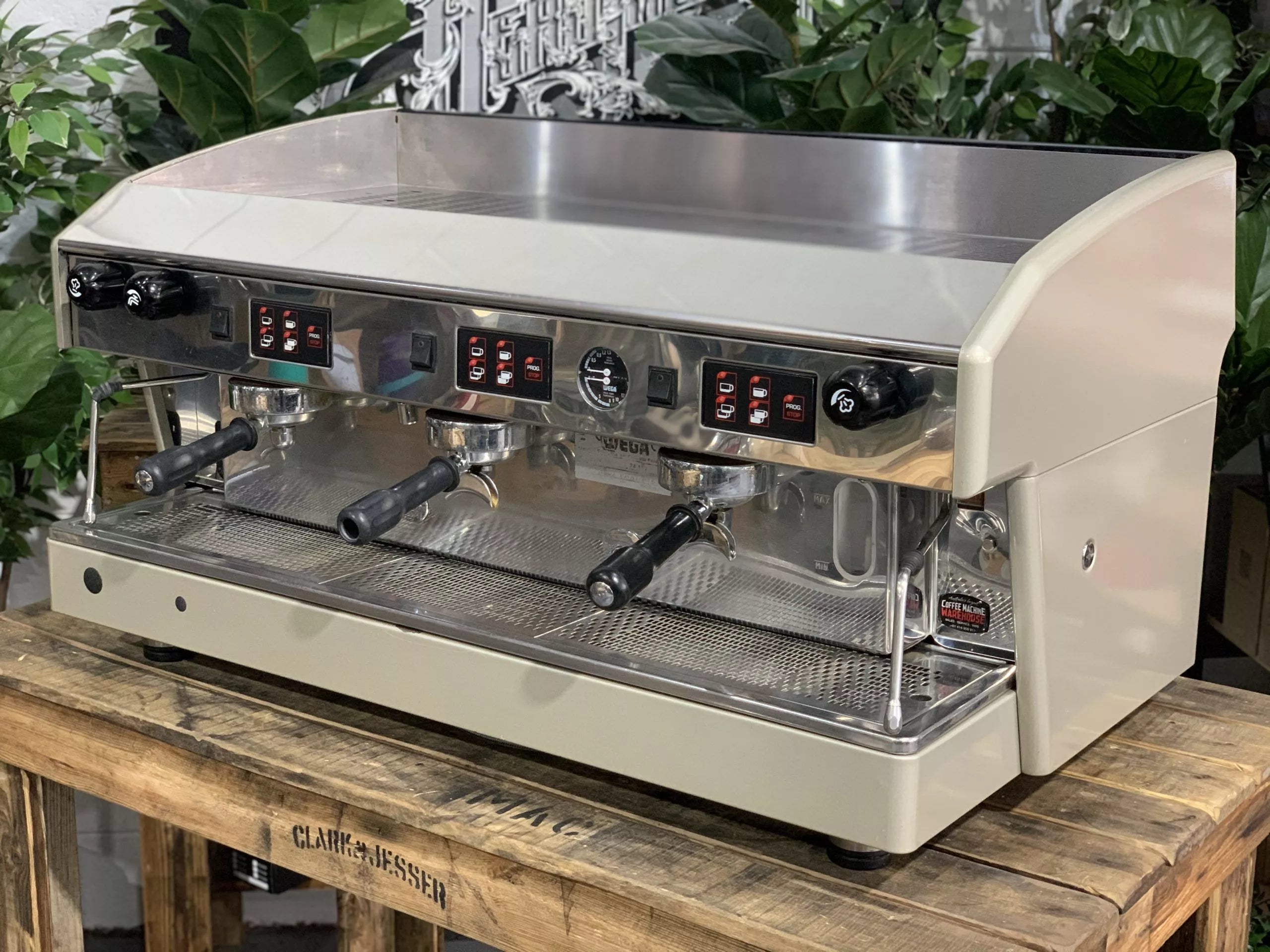 Wega Atlas 3 Group Sand