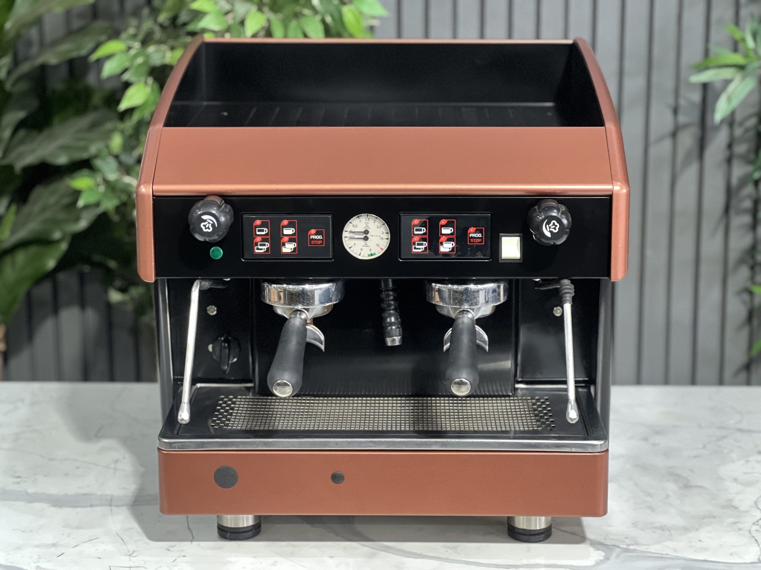 Wega Atlas Compact 2 Group Black & Bronze