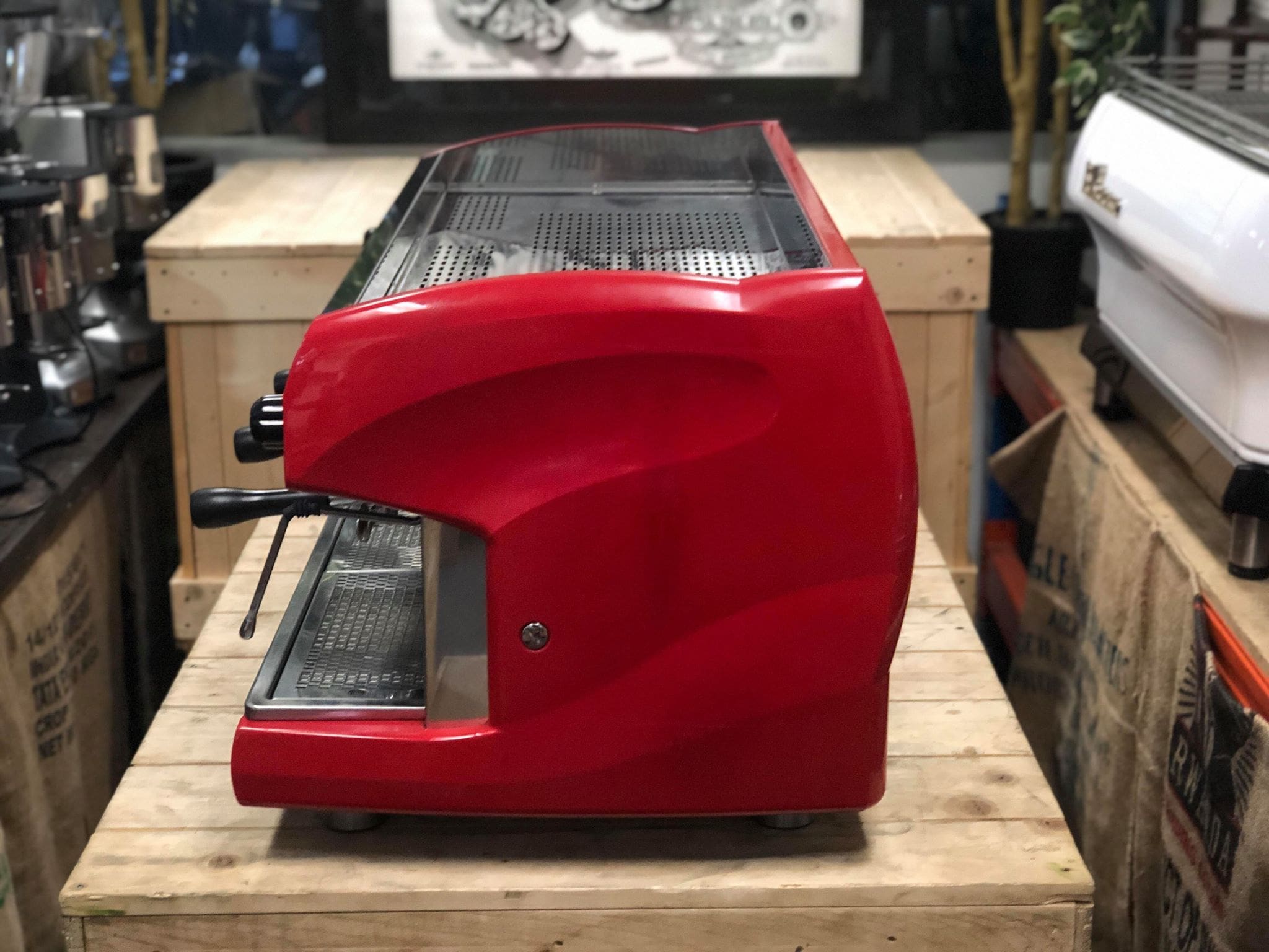 Wega  Polaris 3 Group Low Cup Red