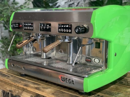 Wega Polaris 2 Group Lime Green, Timber Handles