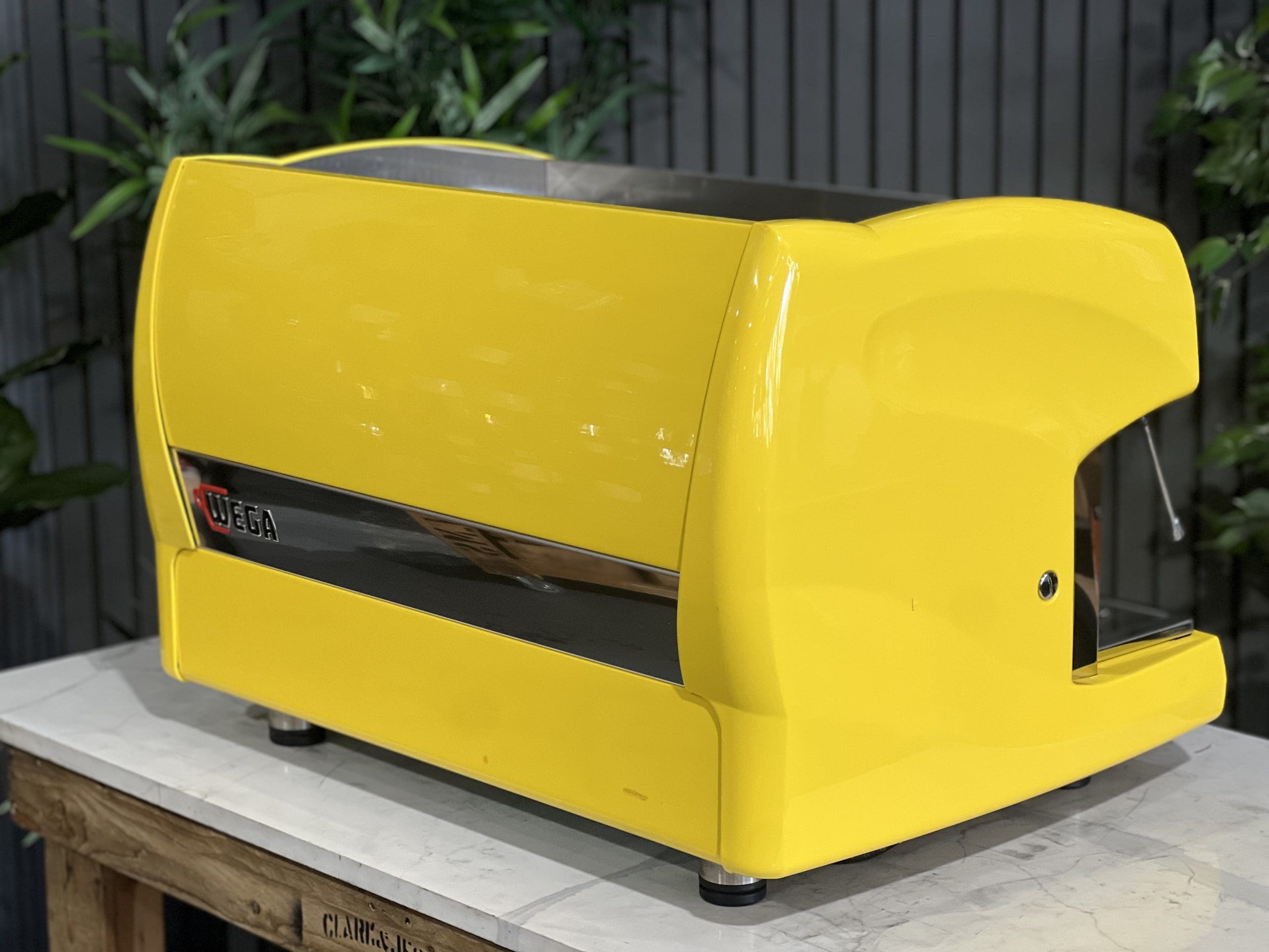 Wega Polaris 2 Group High Cup Yellow