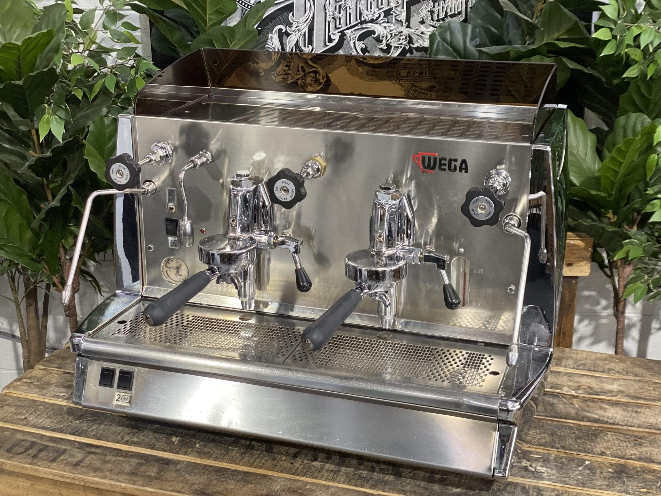 Wega Vela Vintage 2 Group Chrome
