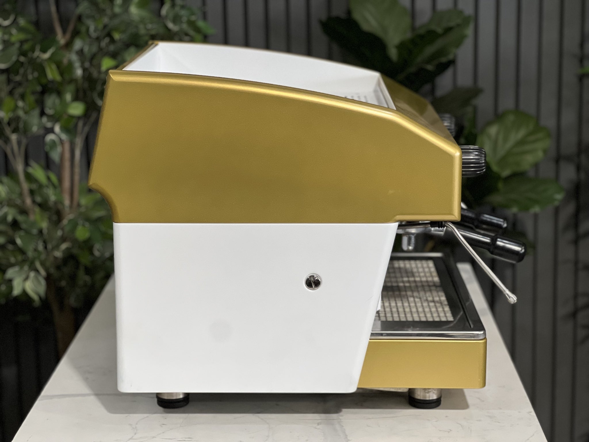 Wega Atlas Compact 2 Group White & Gold