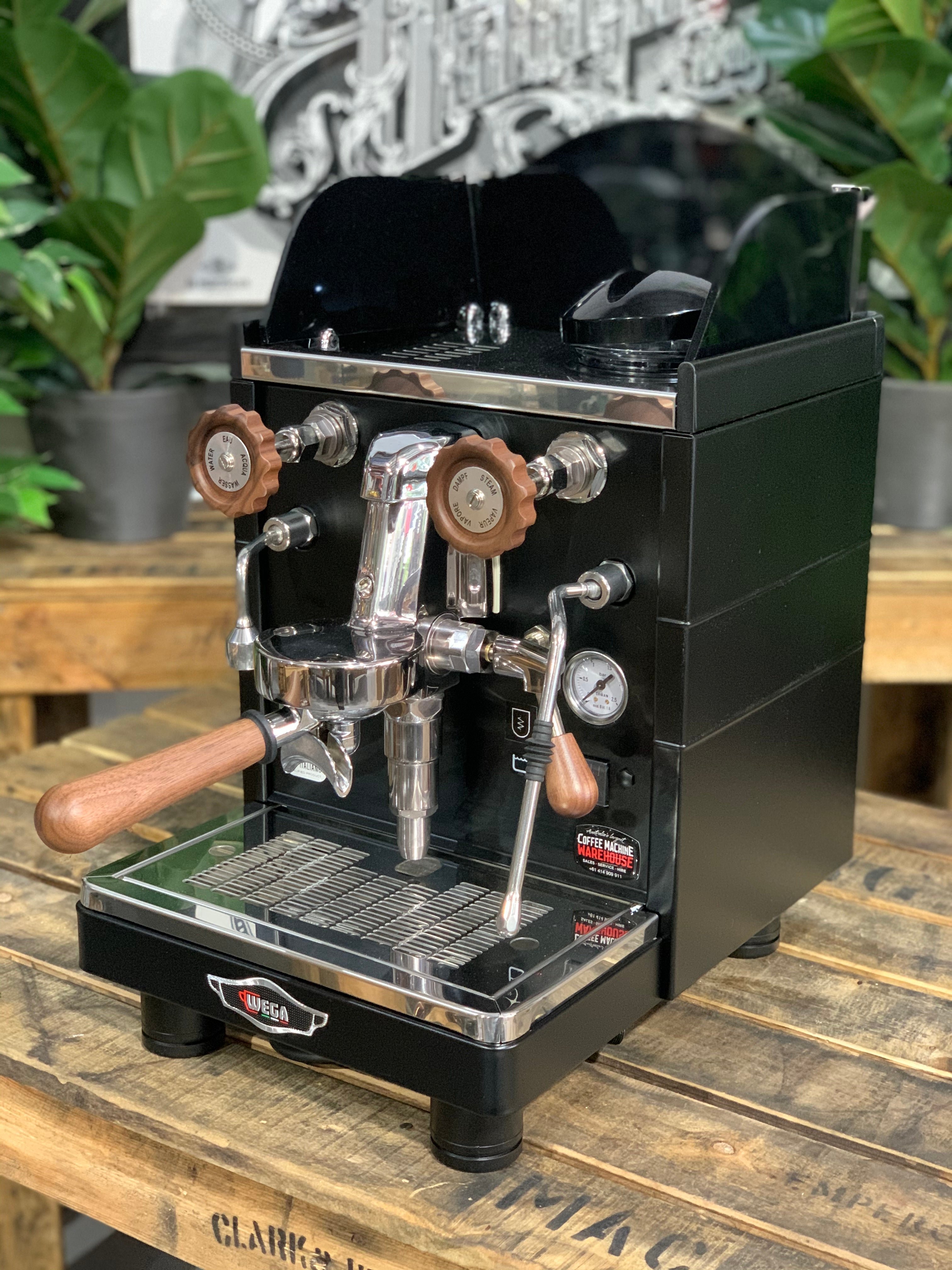 Wega Mininova Classic 1 Group Black & Wooden Accents - Used