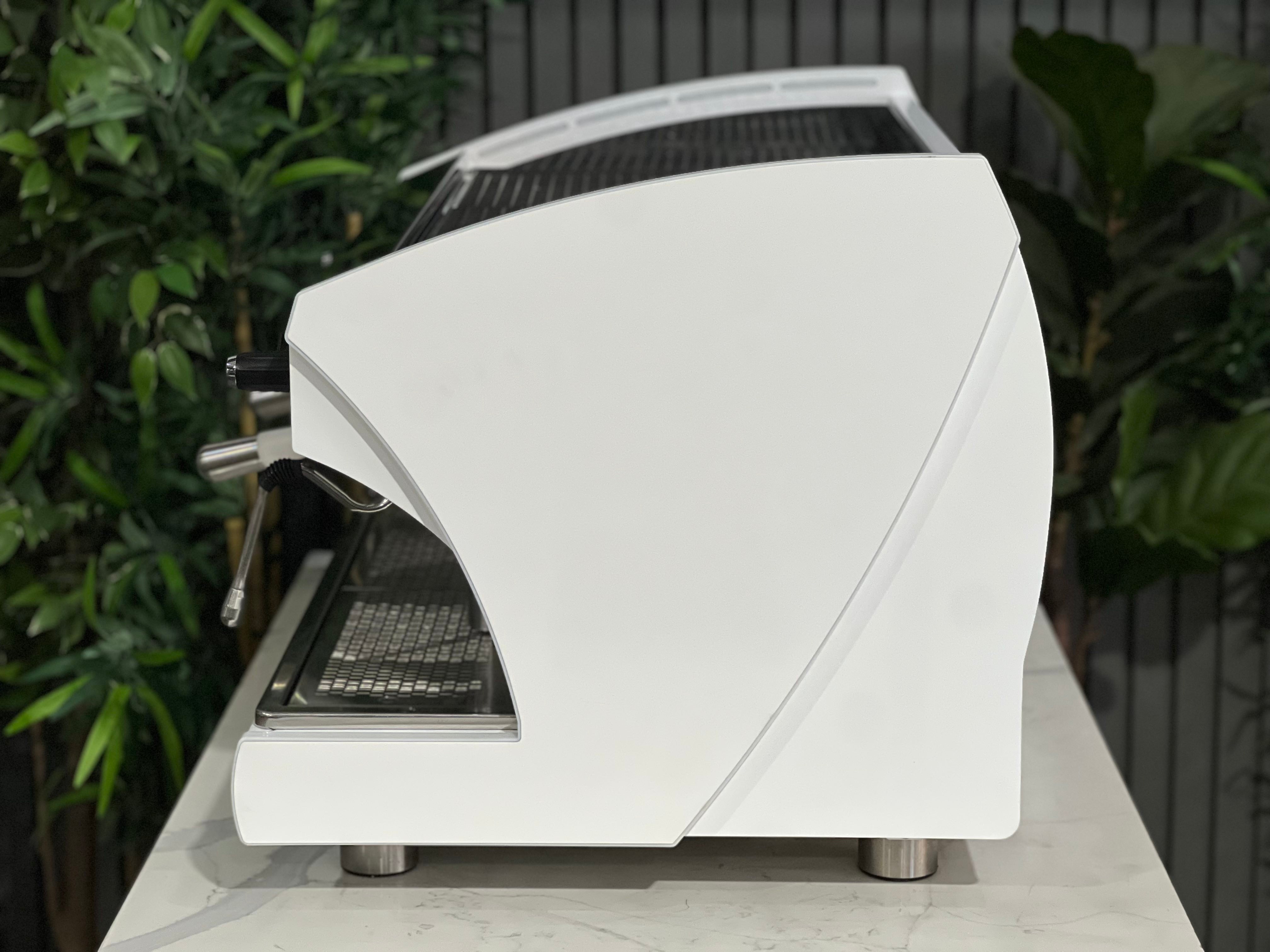 Wega Polaris Tron 2 Group White