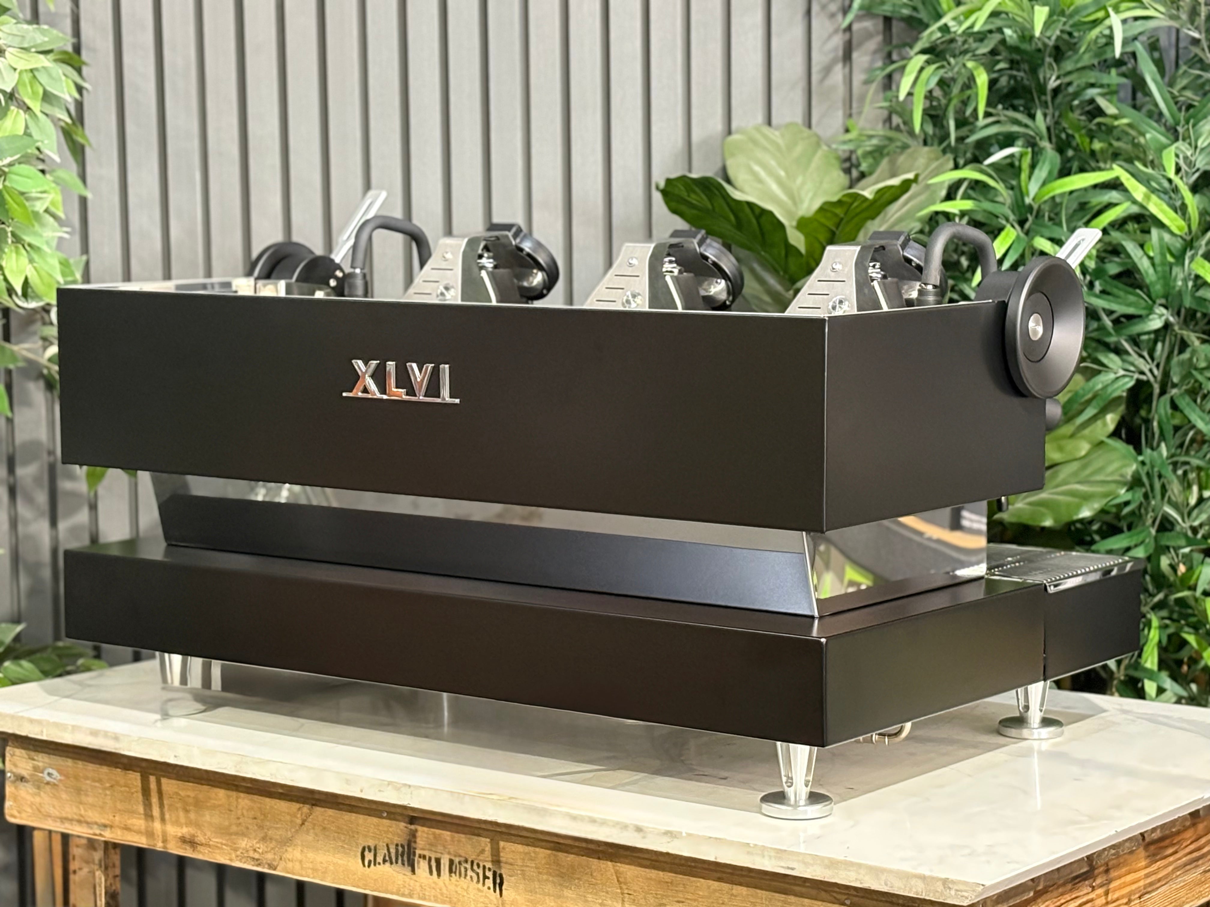 XLVI Steamhammer X 3 Group Black New