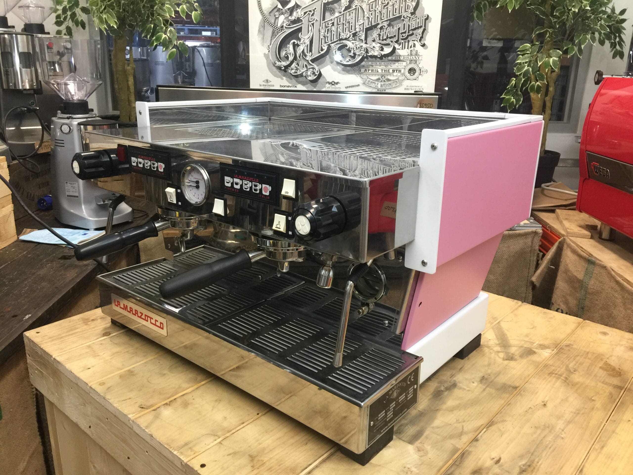 La Marzocco Linea Classic 3 Group Contemporary Pink - Coffee Machine  Warehouse