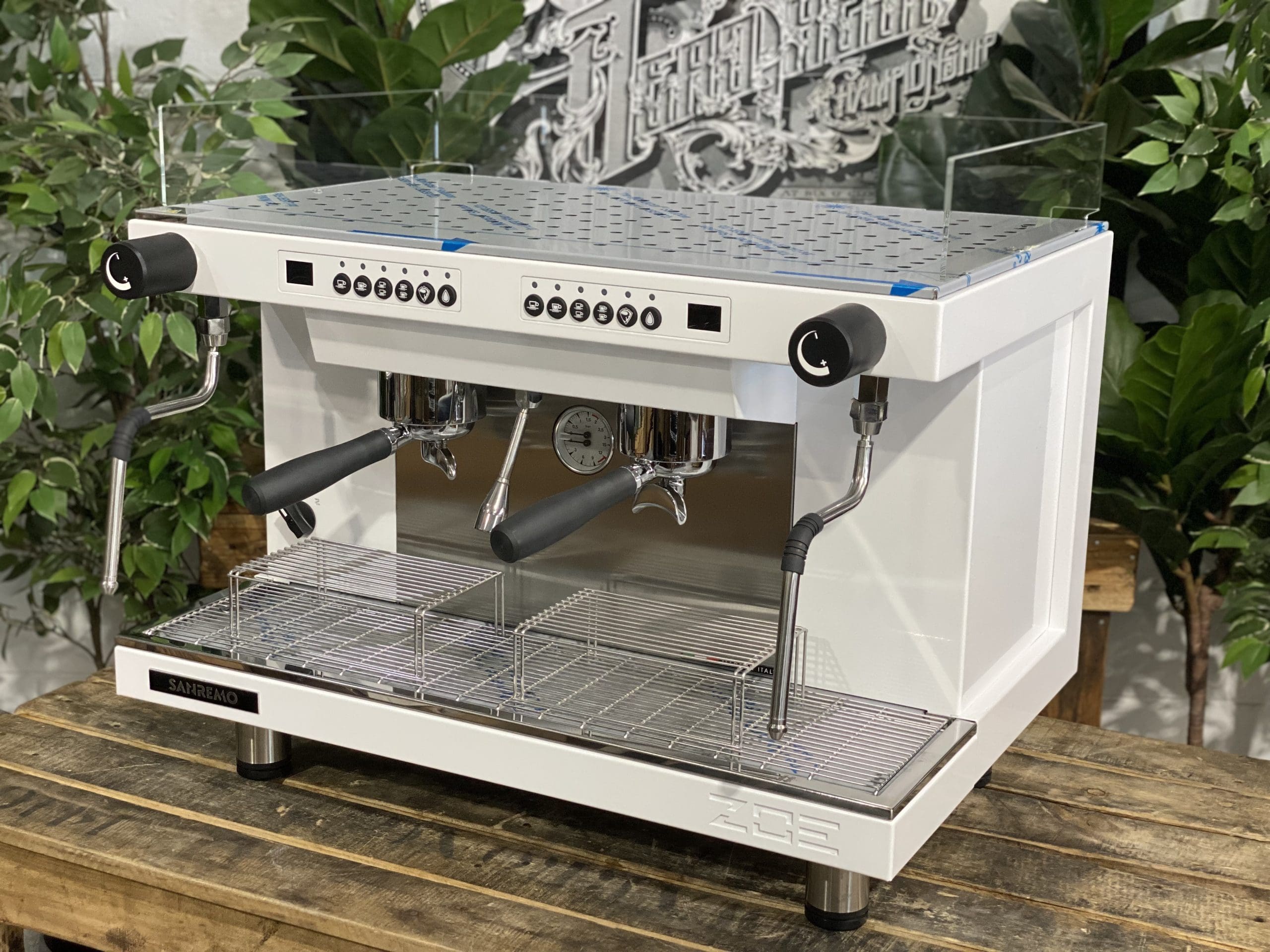 https://coffeemachinewarehouse.com.au/wp-content/uploads/2023/01/San-Remo-Zoe-Competition-Tall-Full-White-New-Espresso-Coffee-Machine-1858-Princes-Highway-ClaytonIMG_8224-scaled.jpg